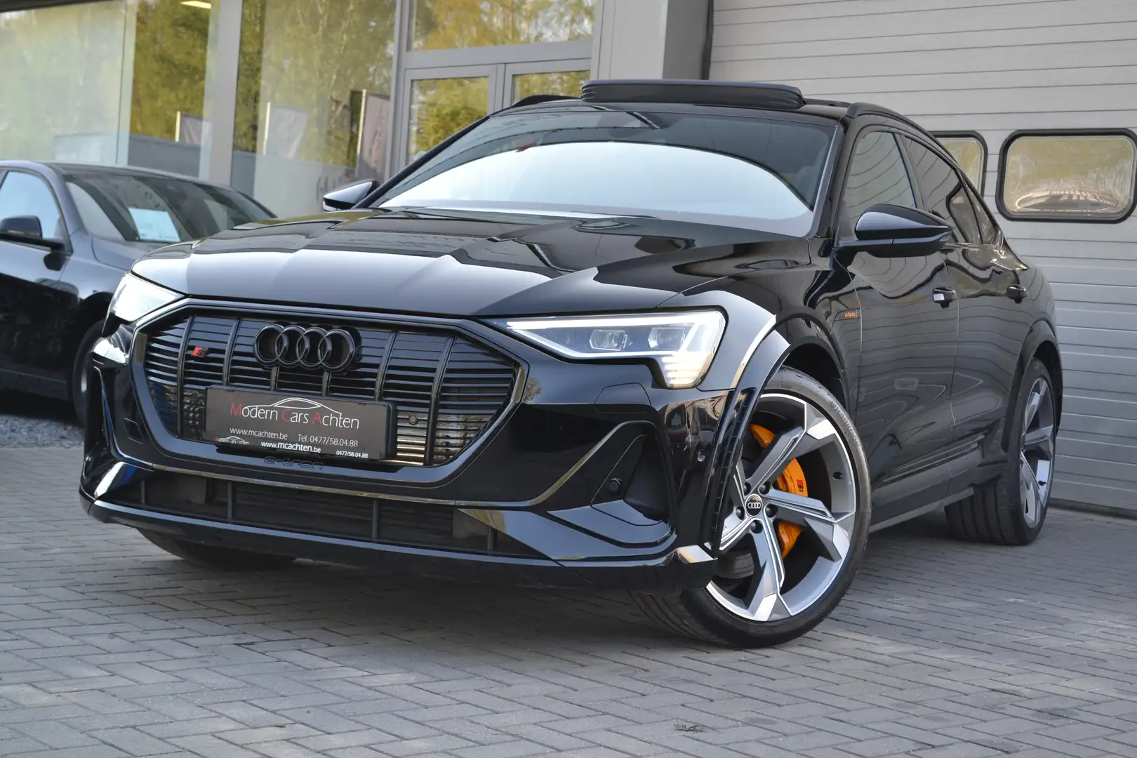 Audi SQ8 e-tron Audi Q8 E-Tron "S" Sportback Schwarz - 1