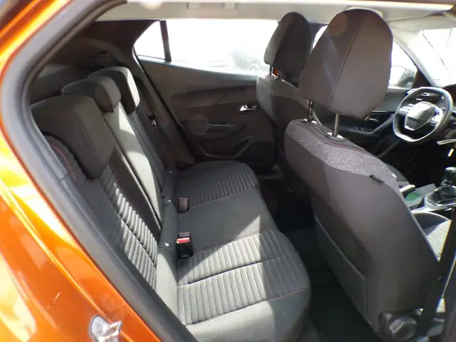 Peugeot 2008 view 14
