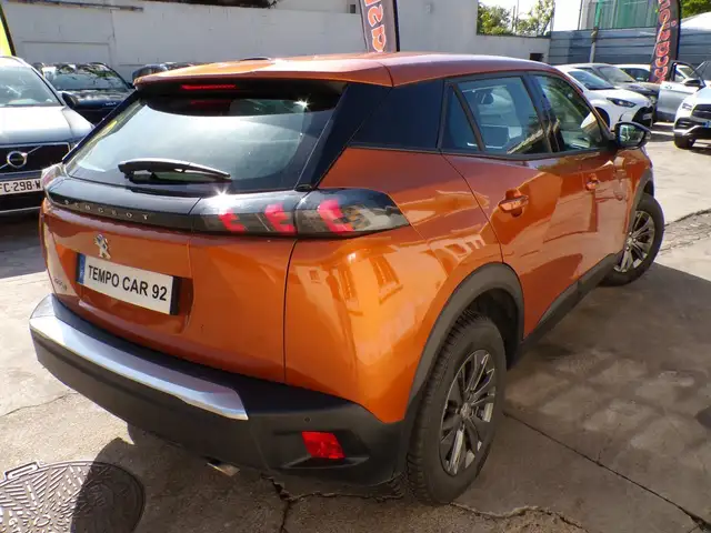 Peugeot 2008 view 4