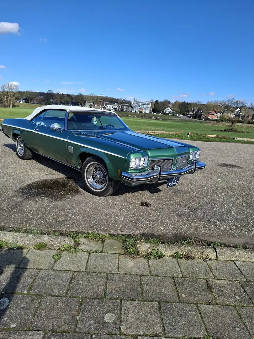 Oldsmobile Delta 88 convertible Verde - 1