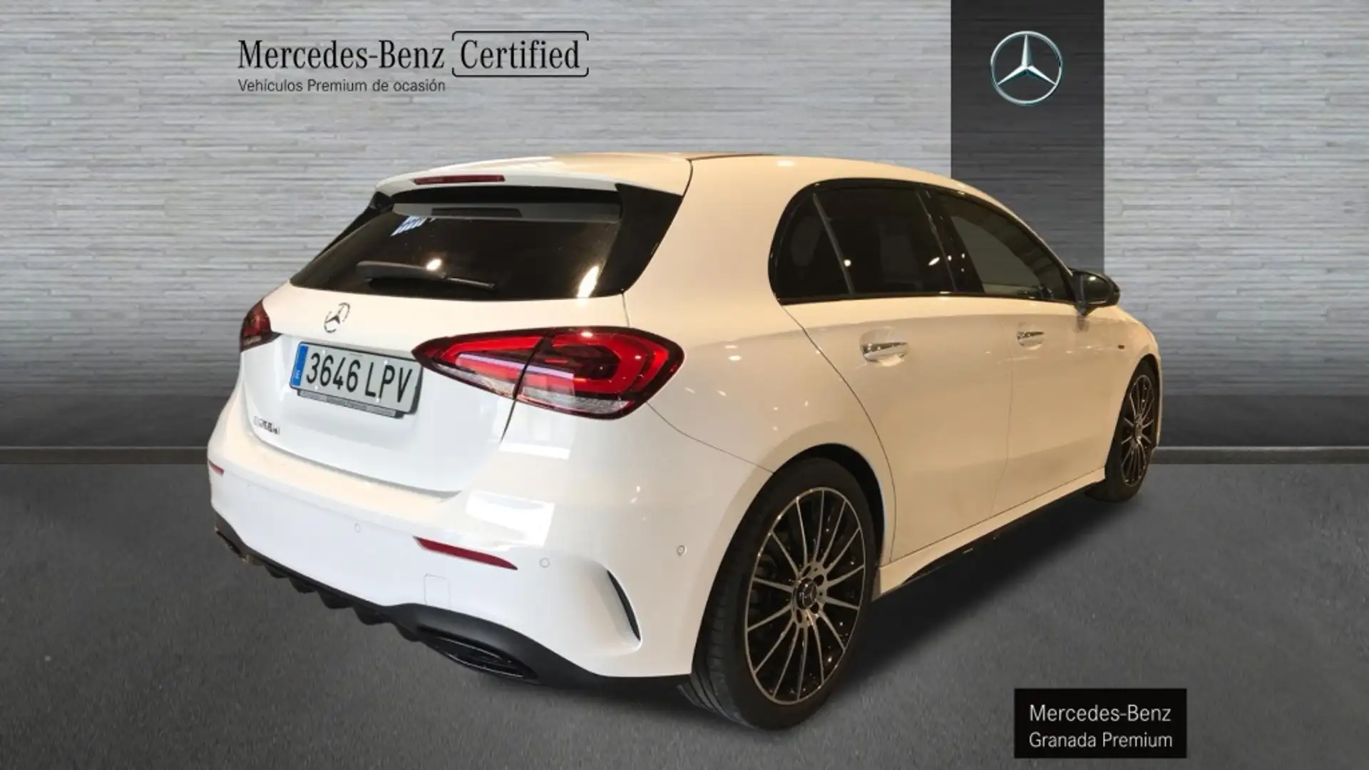 Mercedes-Benz A 200 -CLASS D AMG LINE Blanco - 2