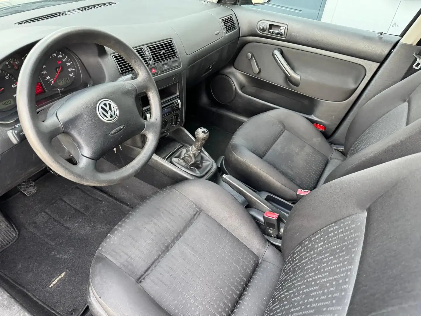 Volkswagen Golf 1.4-16V Trendline Noir - 2