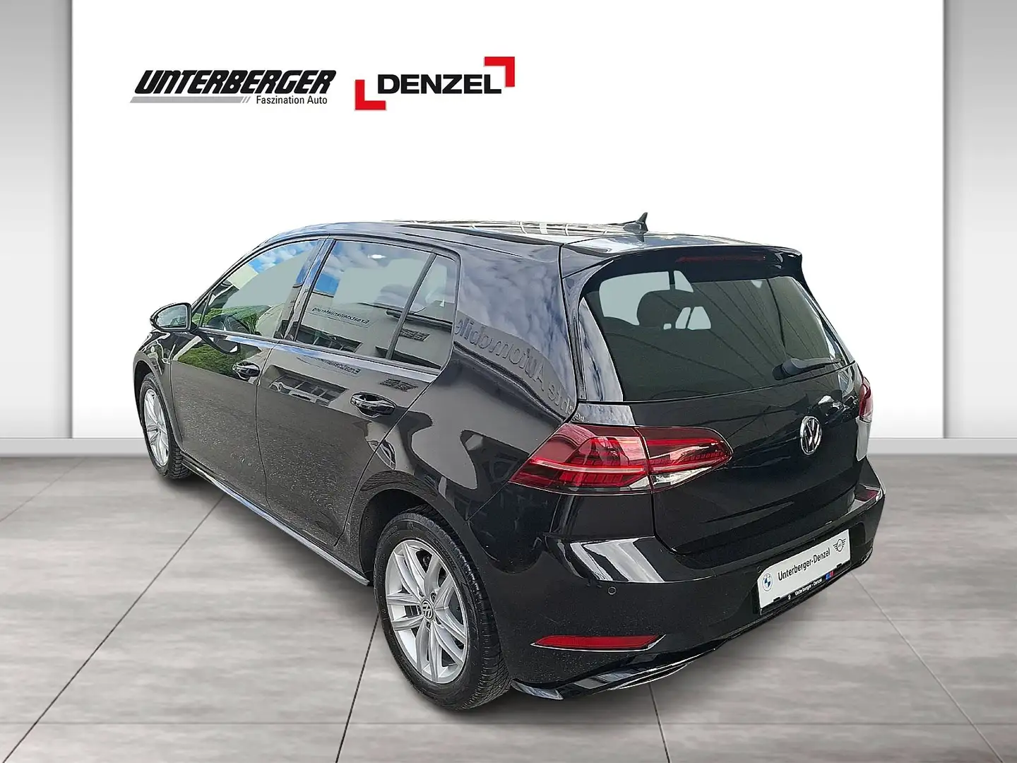 Volkswagen Golf Schwarz - 2