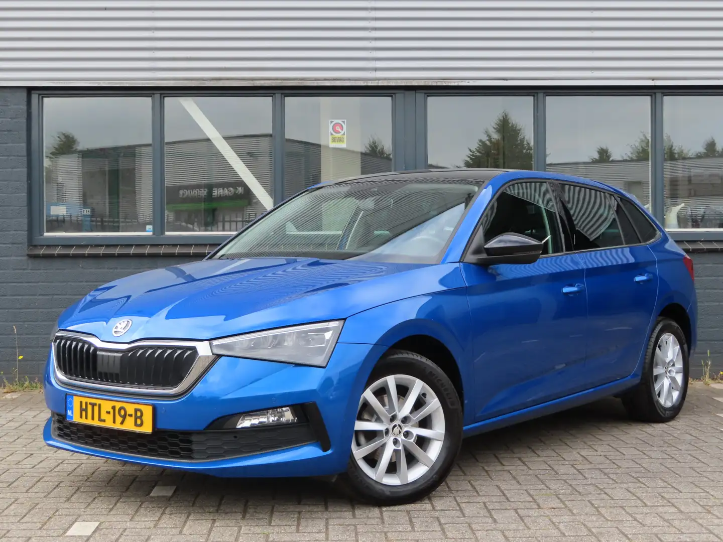 Skoda Scala 1.5 TSI Style DSG | panoramisch dak | stoelverwarm Blauw - 1