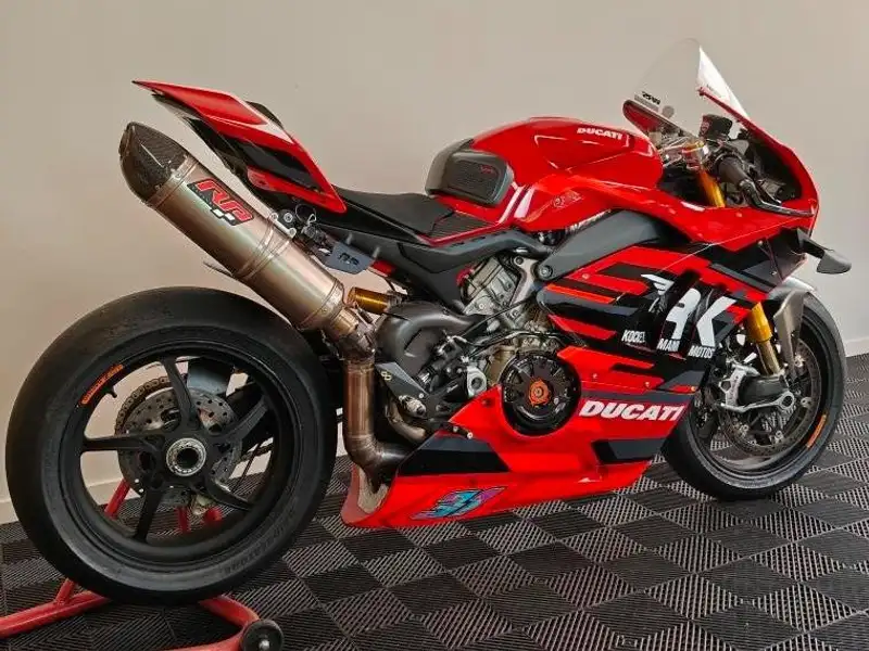 Ducati Panigale V4 S - foto 2