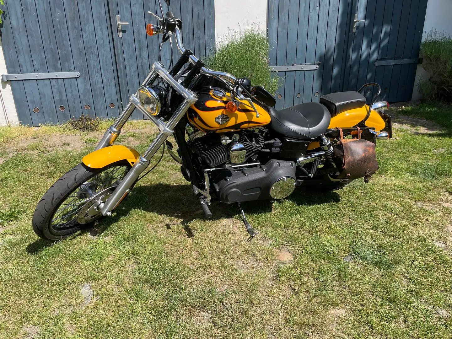 Harley-Davidson Dyna Wide Glide - 1