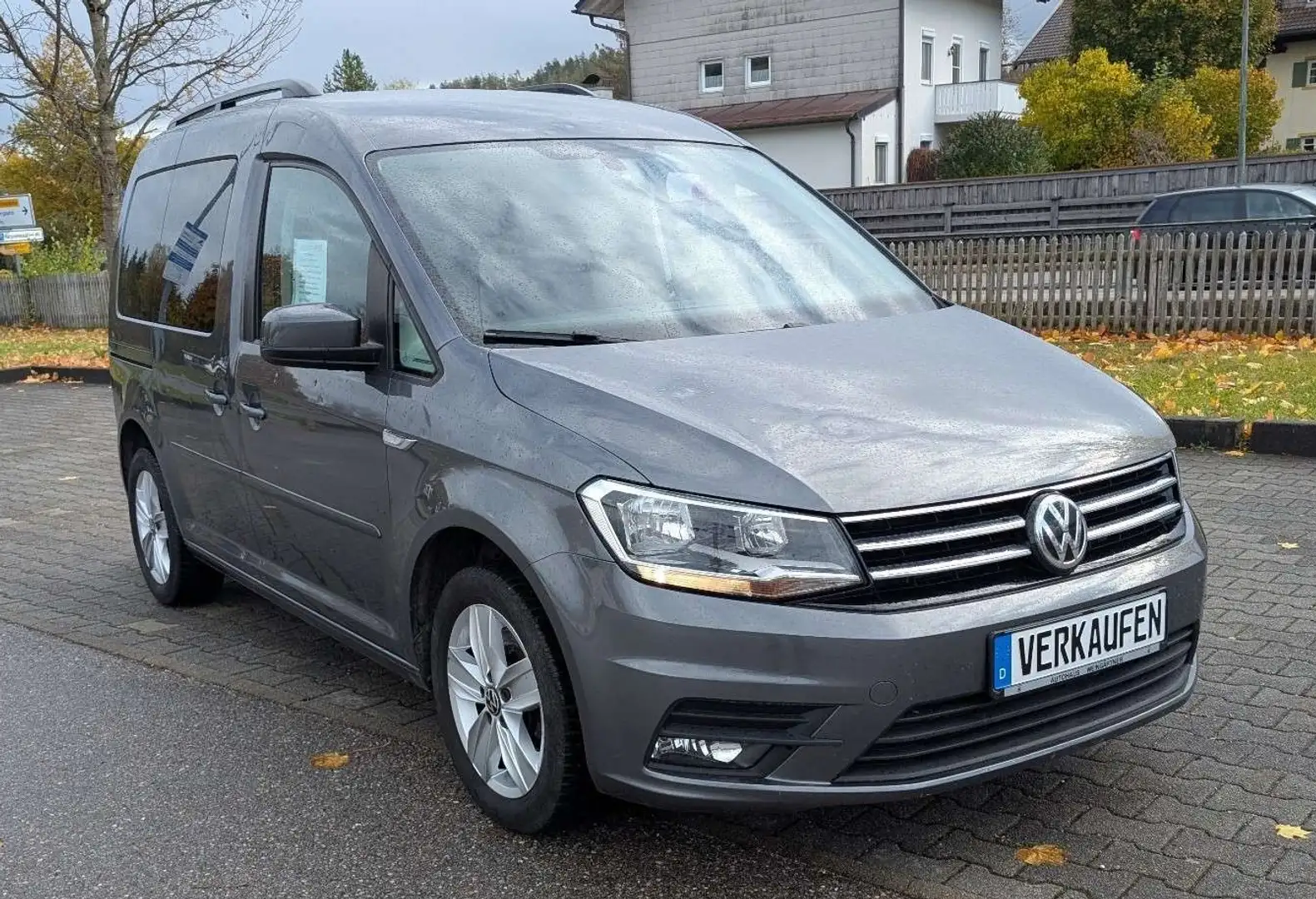 Volkswagen Caddy Comfortline BMT Grau - 2