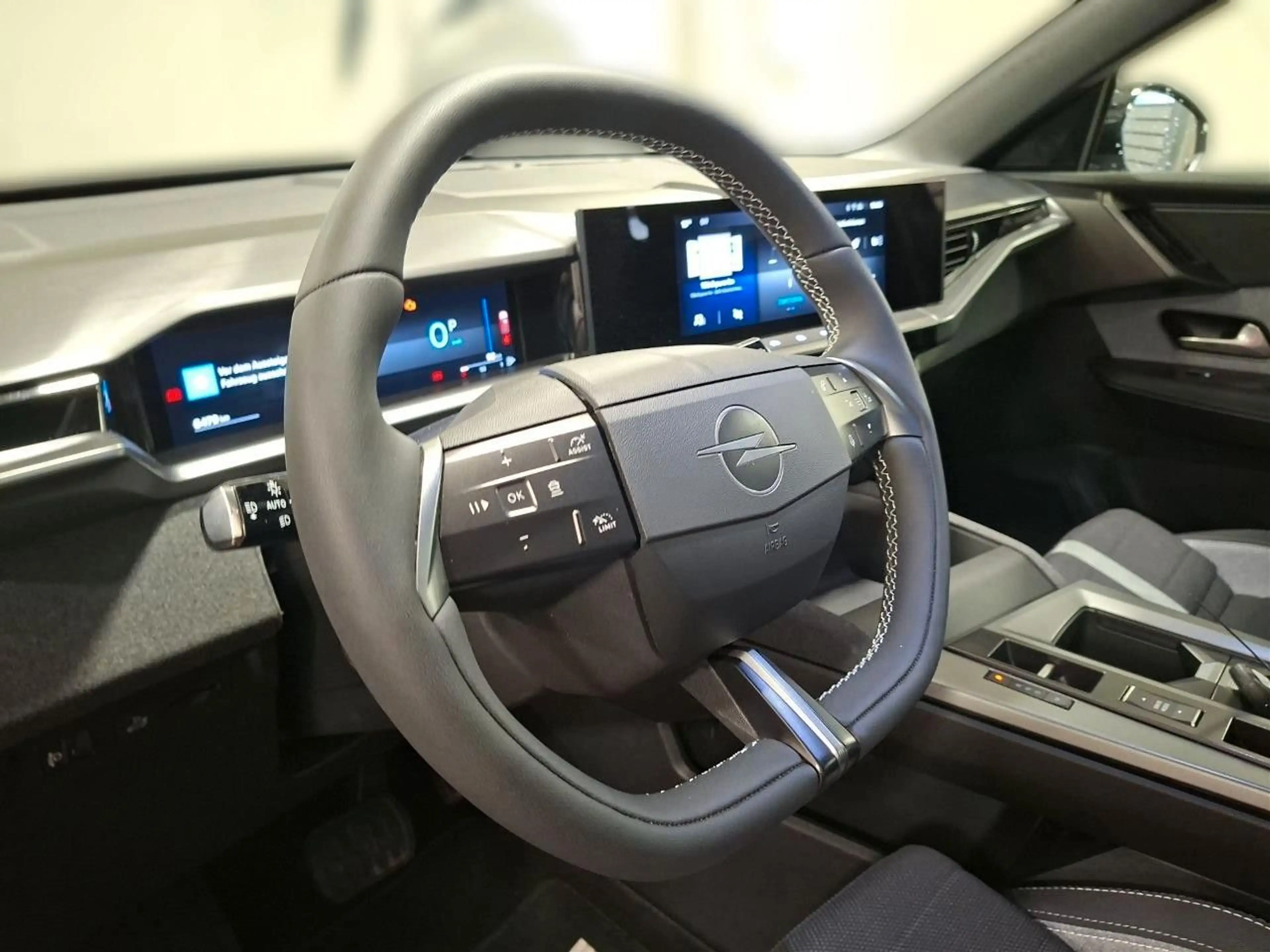 Opel Grandland X Grandland Edition Hybrid 145PS eDCT *EL.HECKKL.* — photo 11