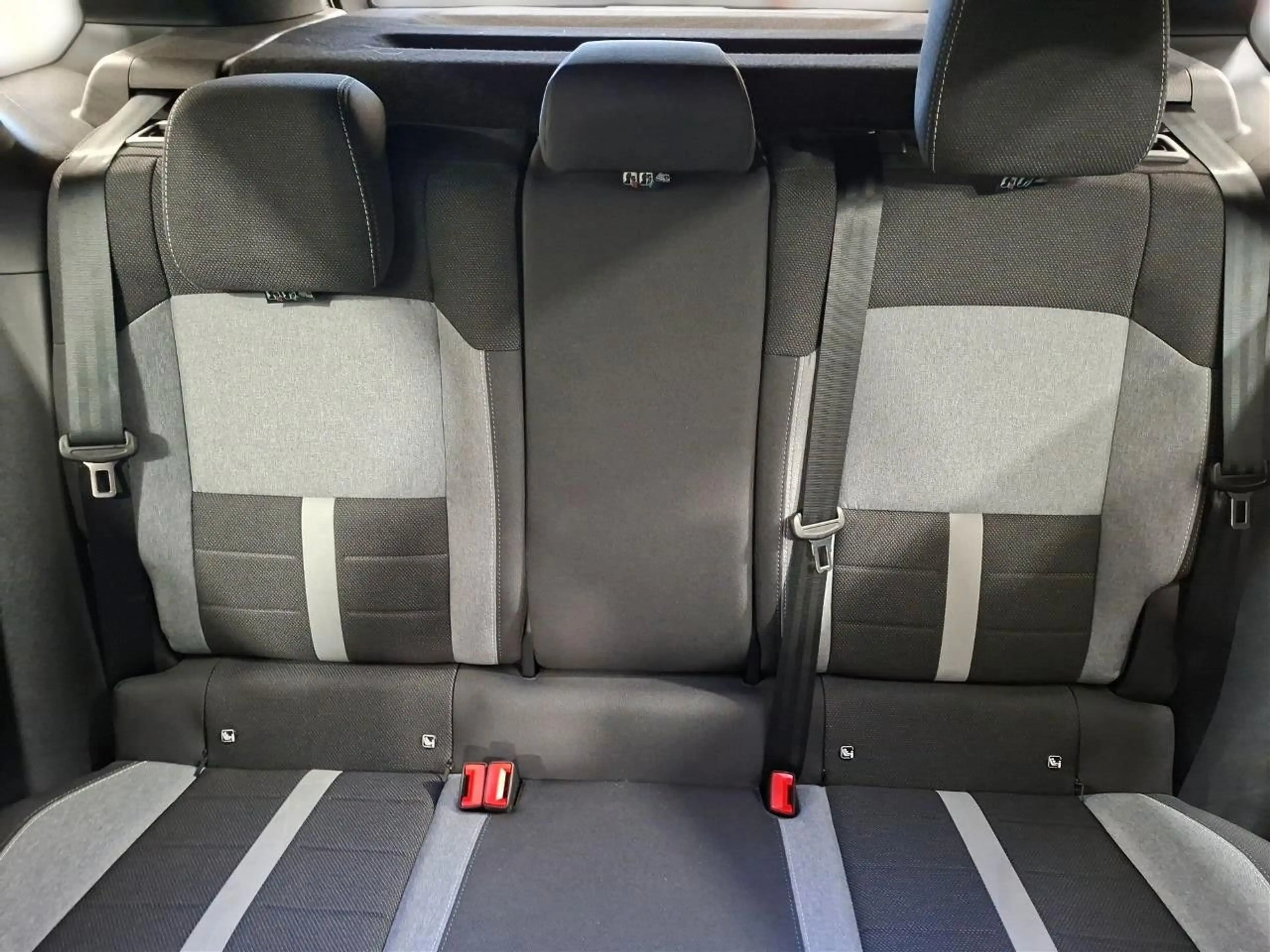 Opel Grandland X Grandland Edition Hybrid 145PS eDCT *EL.HECKKL.* — photo 12