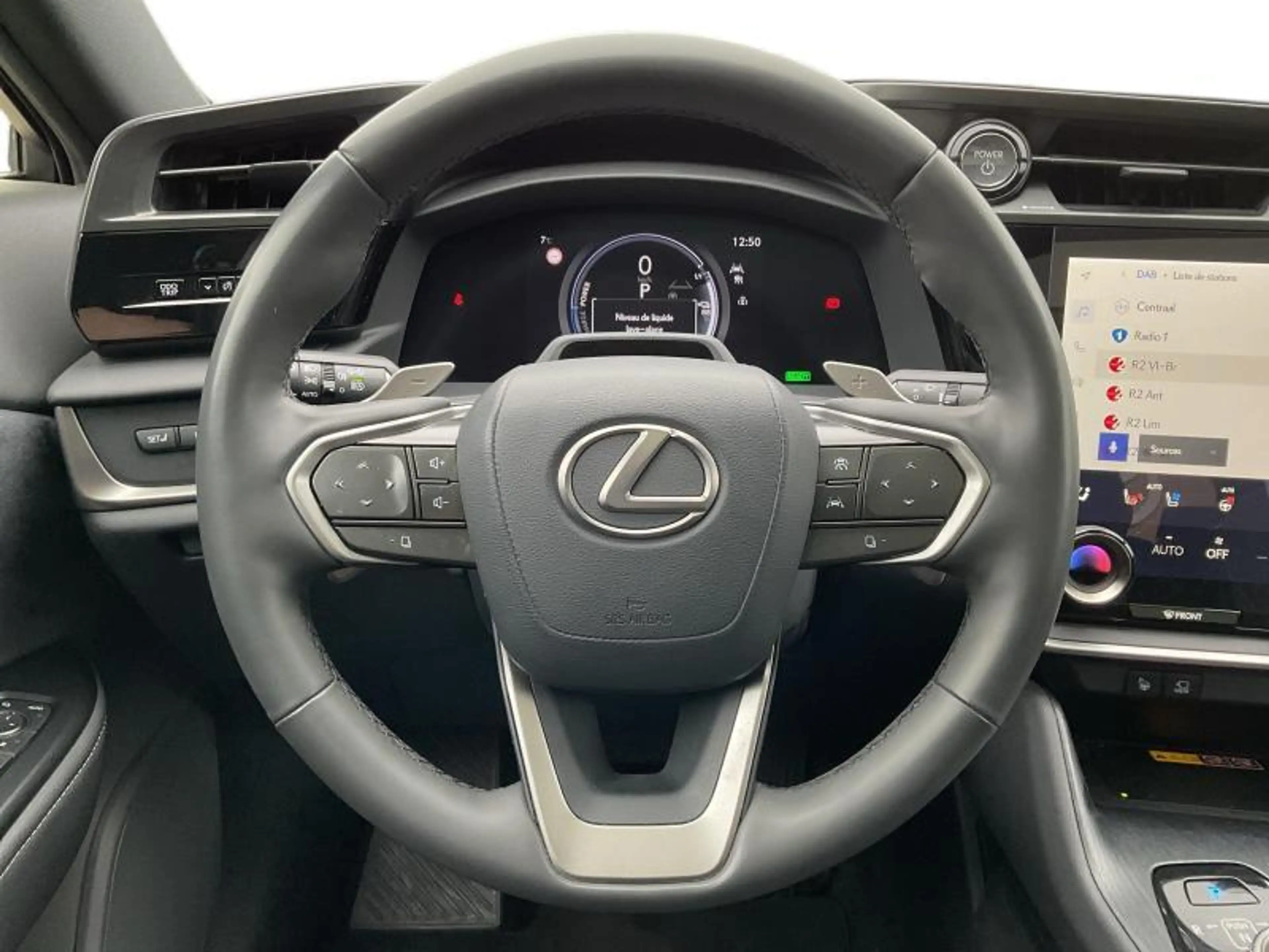 Lexus RZ 313hp EV AWD Privilege L | pano | head up | mark l — photo 8