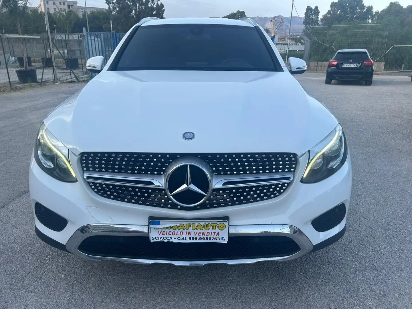 Mercedes-Benz GLC 220 GLC 220 d Business 4matic auto Bianco - 2