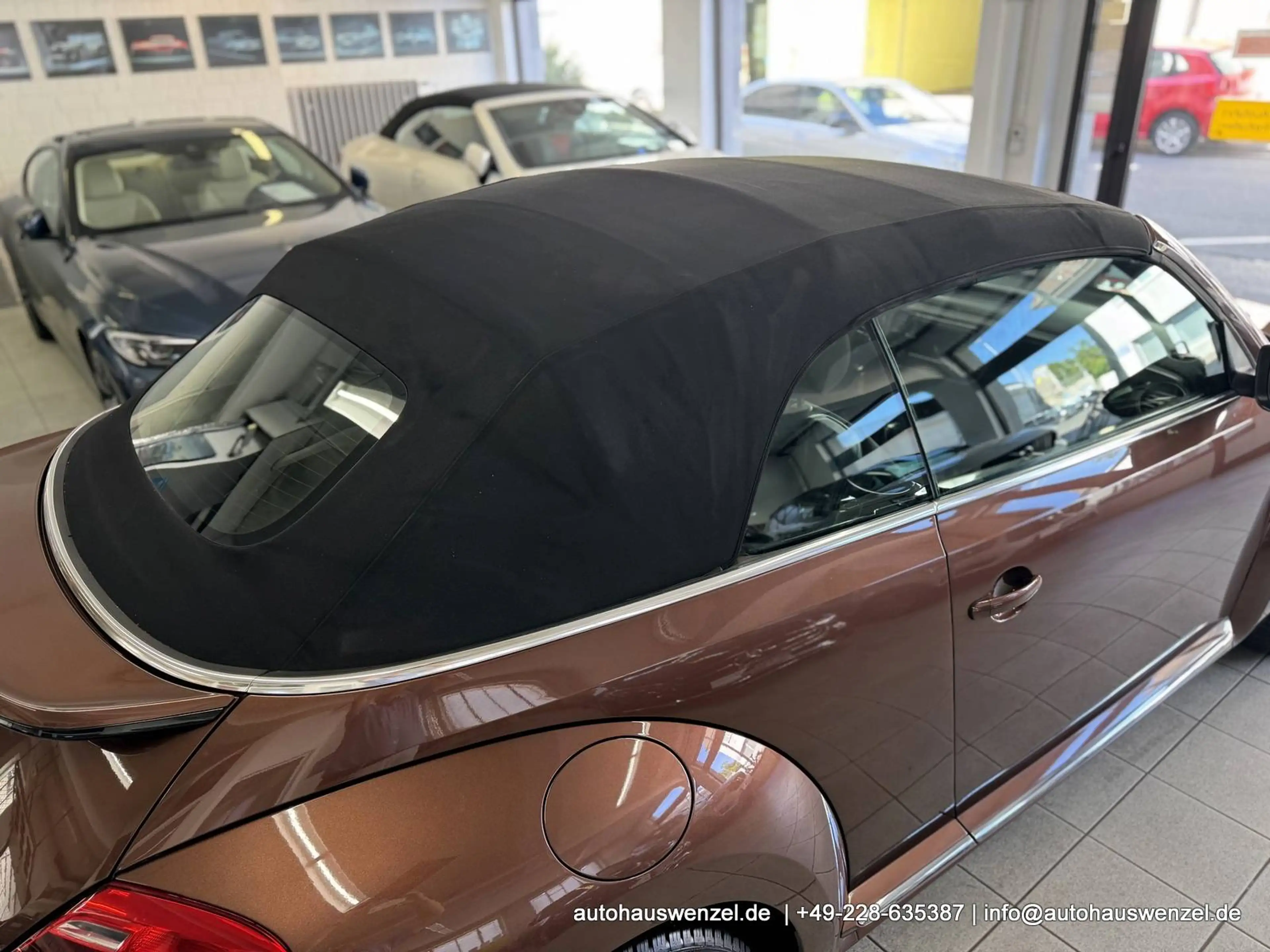Volkswagen Beetle Cabrio 1.34 Aut. "Allstar" - nur 52 tkm - CLIMATRONIC NAVI  SITZHEIZUNG KAMERA PDC 17" — photo 11