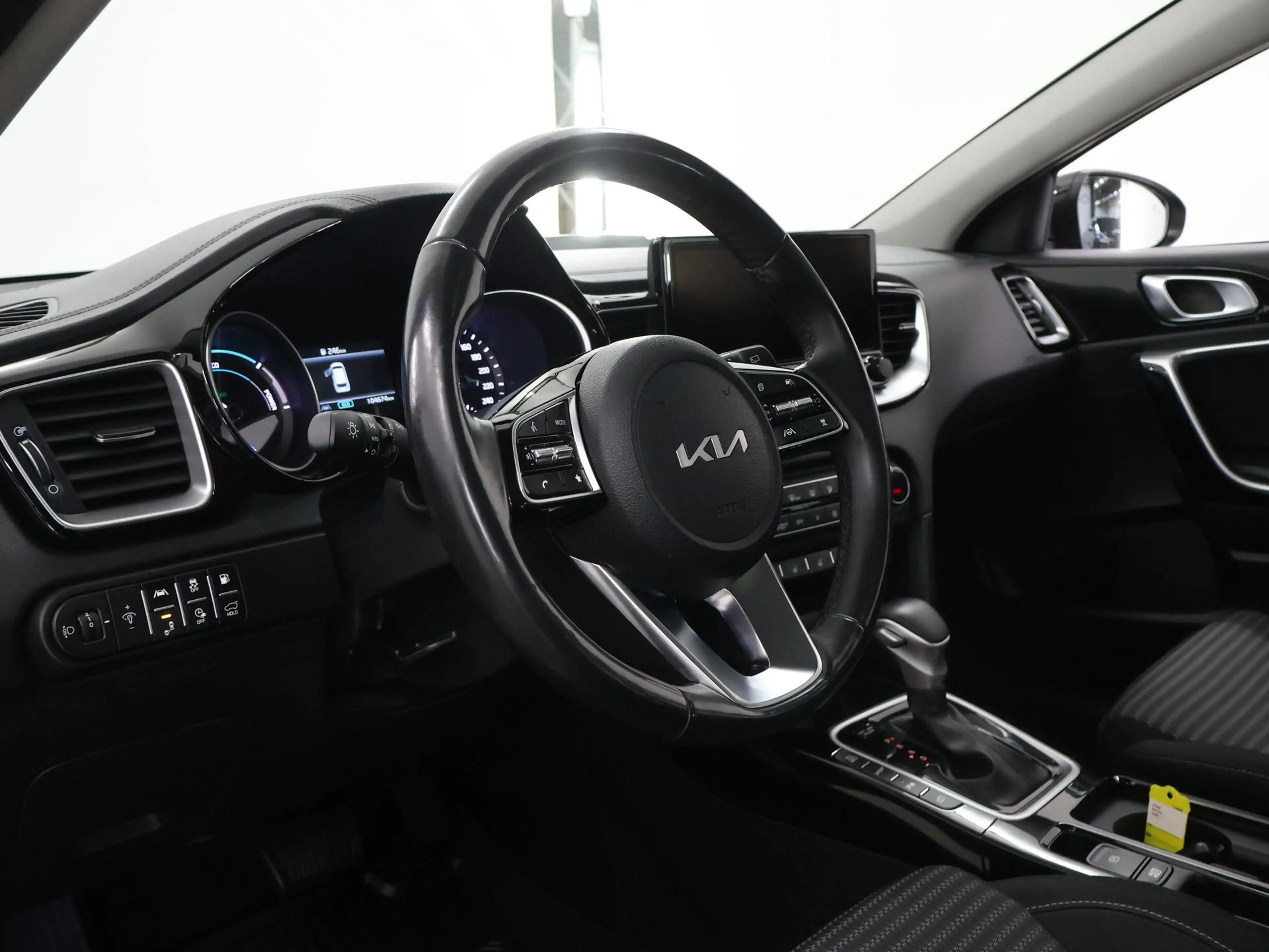Kia Ceed SW / cee'd SW Sportswagon 1.6 GDI PHEV DynamicPlusLine | Trekhaa — photo 7