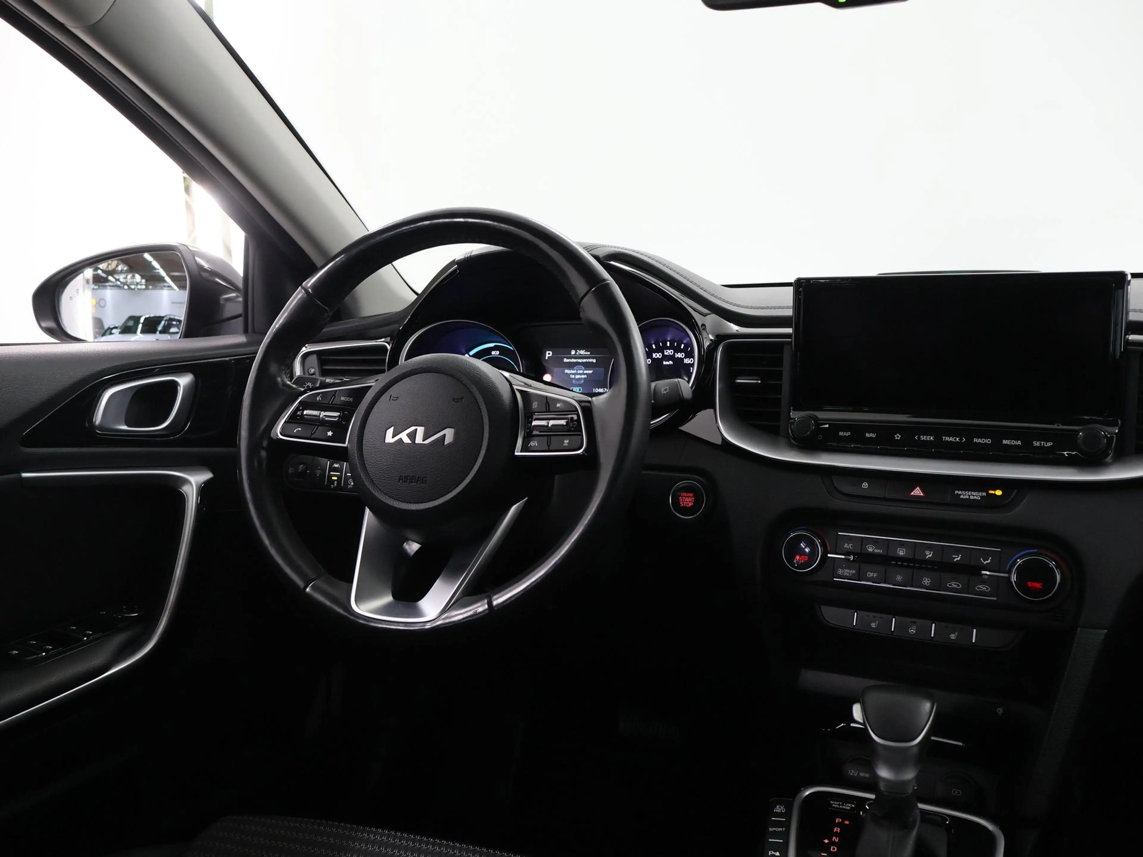 Kia Ceed SW / cee'd SW Sportswagon 1.6 GDI PHEV DynamicPlusLine | Trekhaa — photo 9