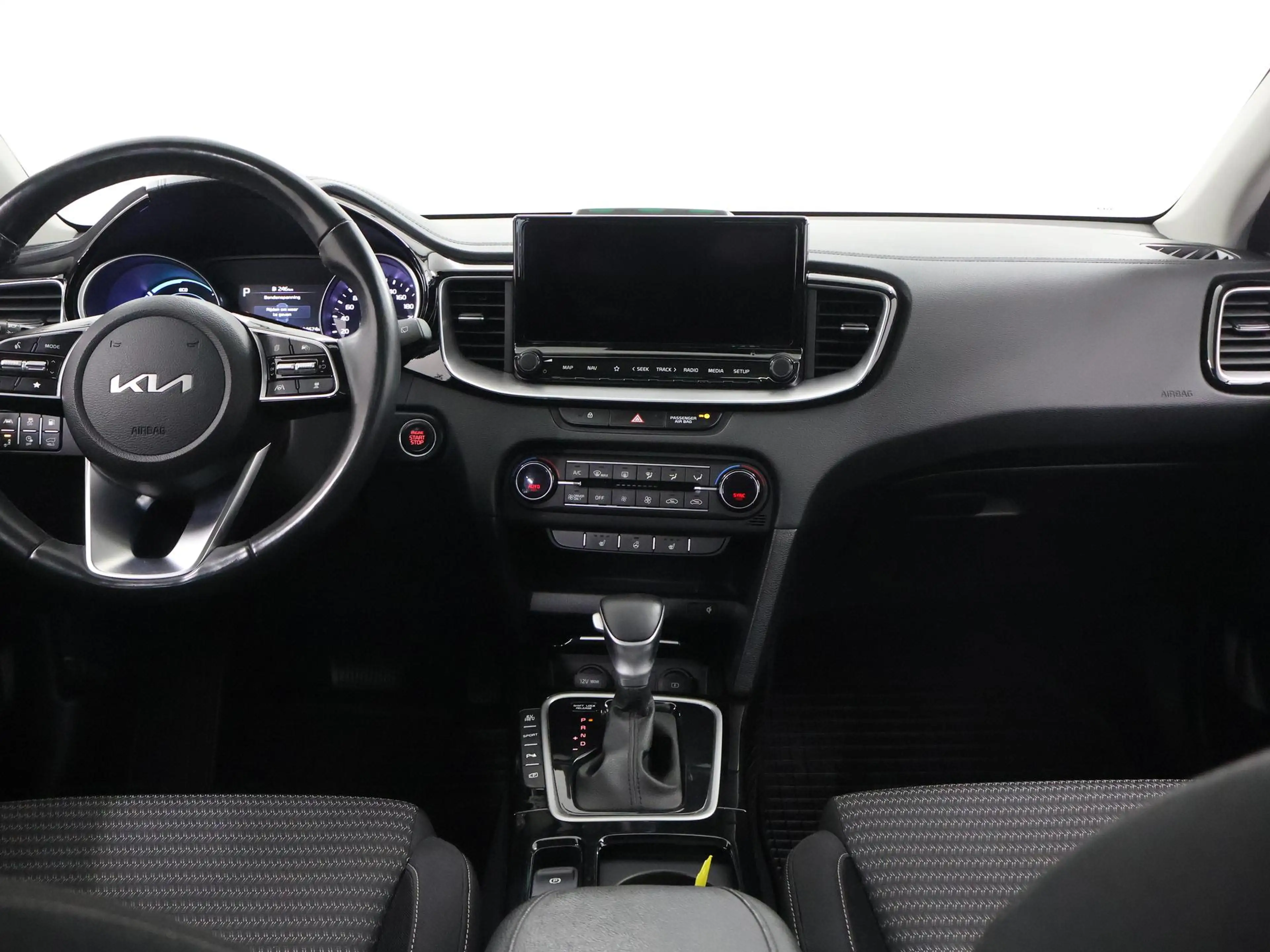 Kia Ceed SW / cee'd SW Sportswagon 1.6 GDI PHEV DynamicPlusLine | Trekhaa — photo 8