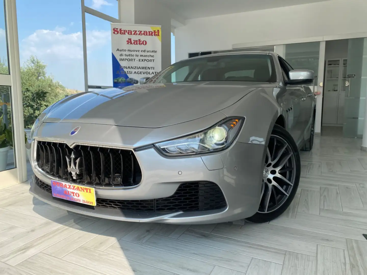 Maserati Ghibli V6 Diesel 275 CV Zilver - 1