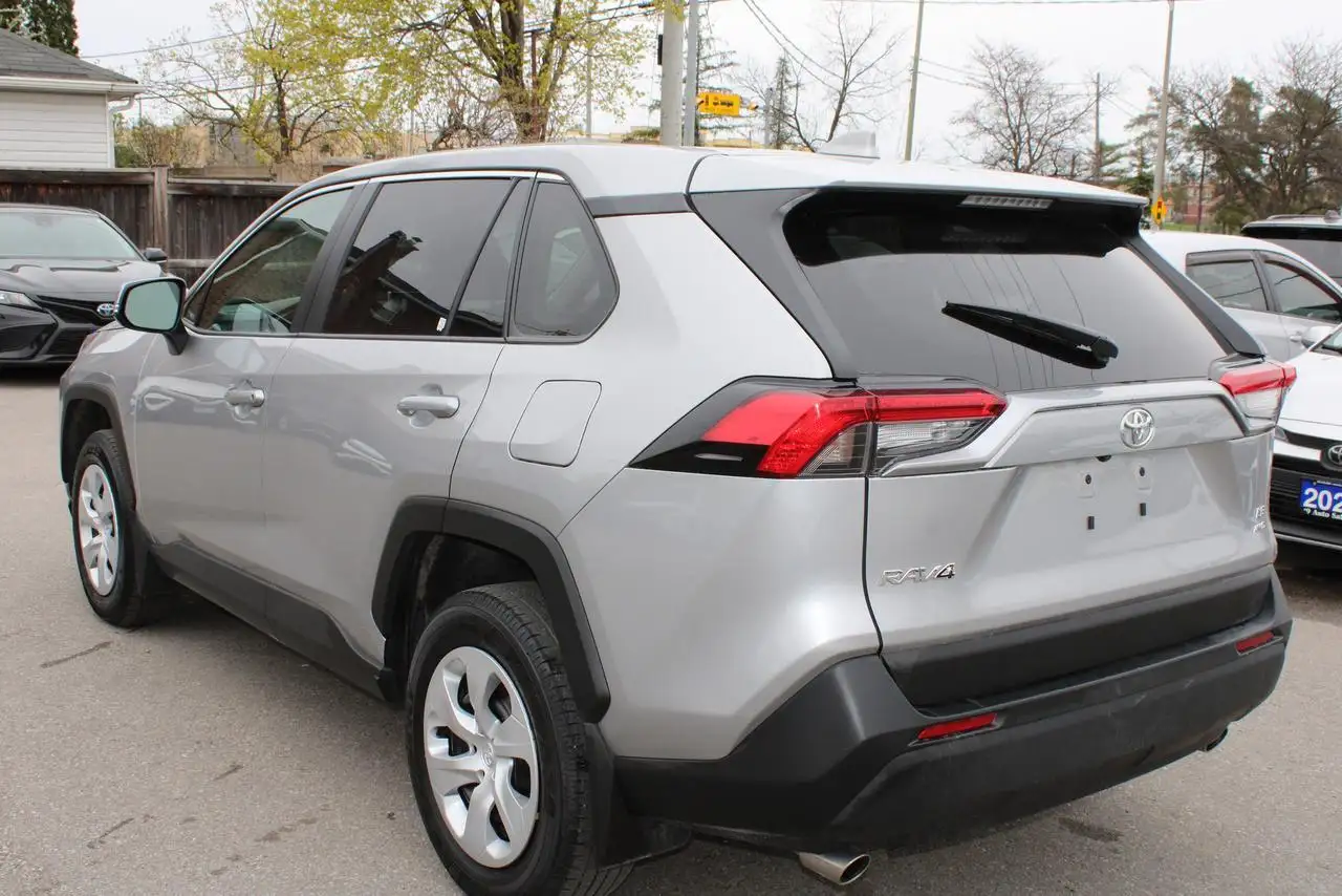 Toyota RAV 4 снимка Toyota RAV 4