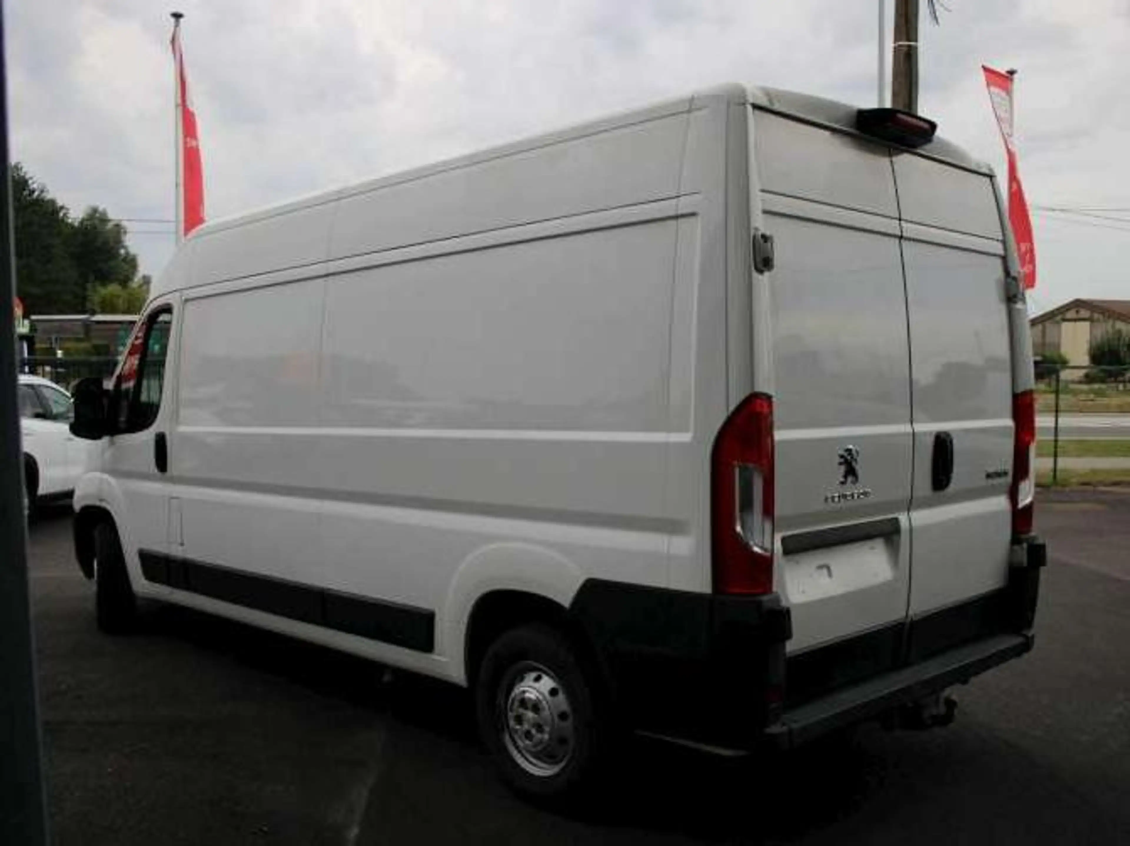 Peugeot Boxer 2.2 BlueHDi L3H2 airco,navi,trekhaak,140 PK — photo 7