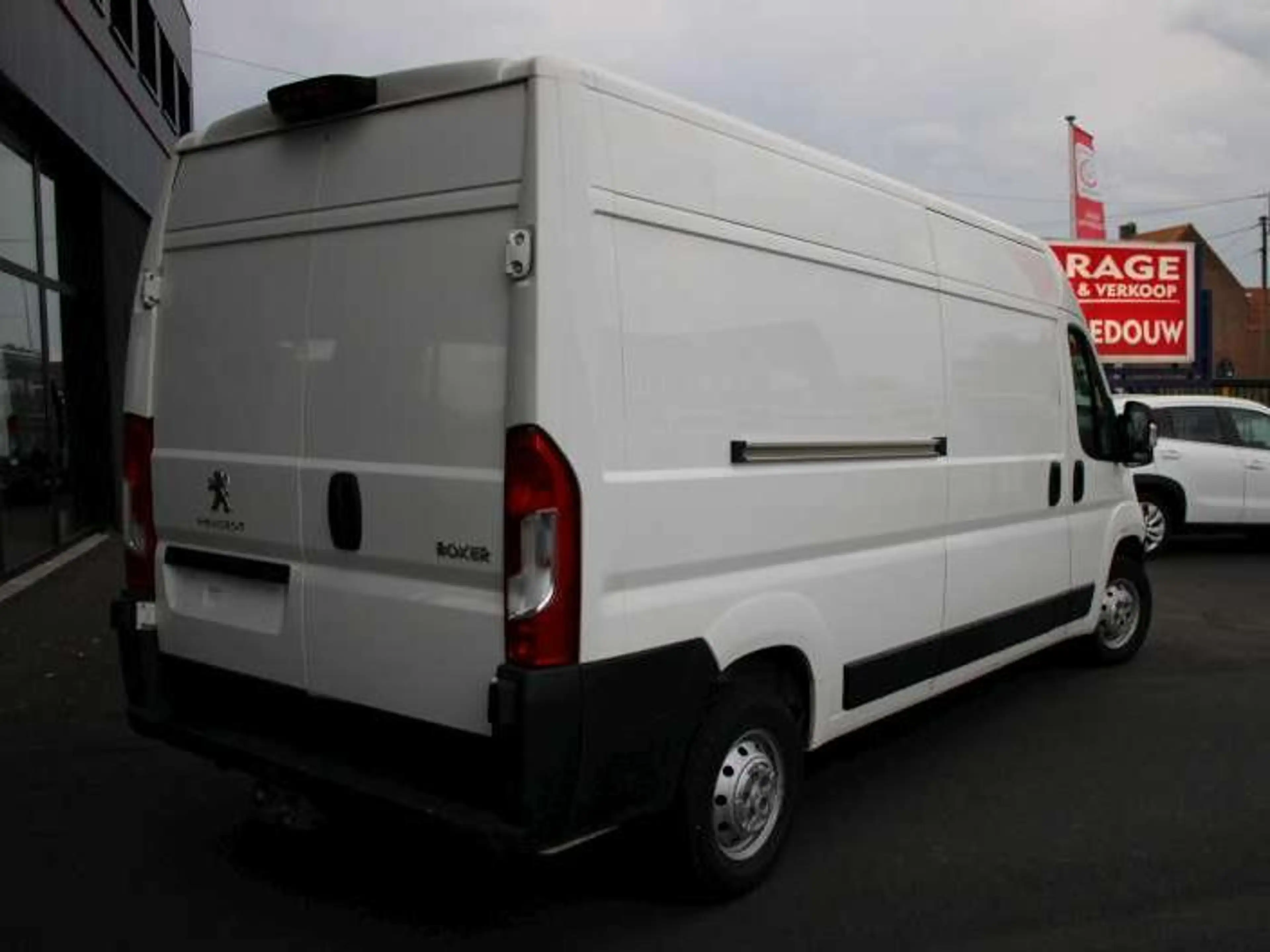 Peugeot Boxer 2.2 BlueHDi L3H2 airco,navi,trekhaak,140 PK — photo 5