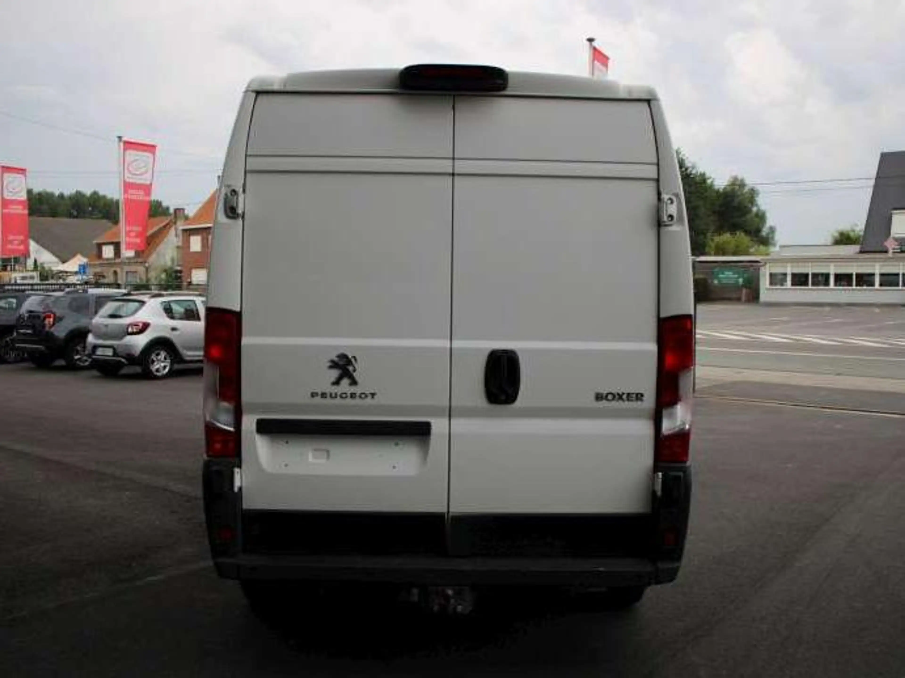 Peugeot Boxer 2.2 BlueHDi L3H2 airco,navi,trekhaak,140 PK — photo 6