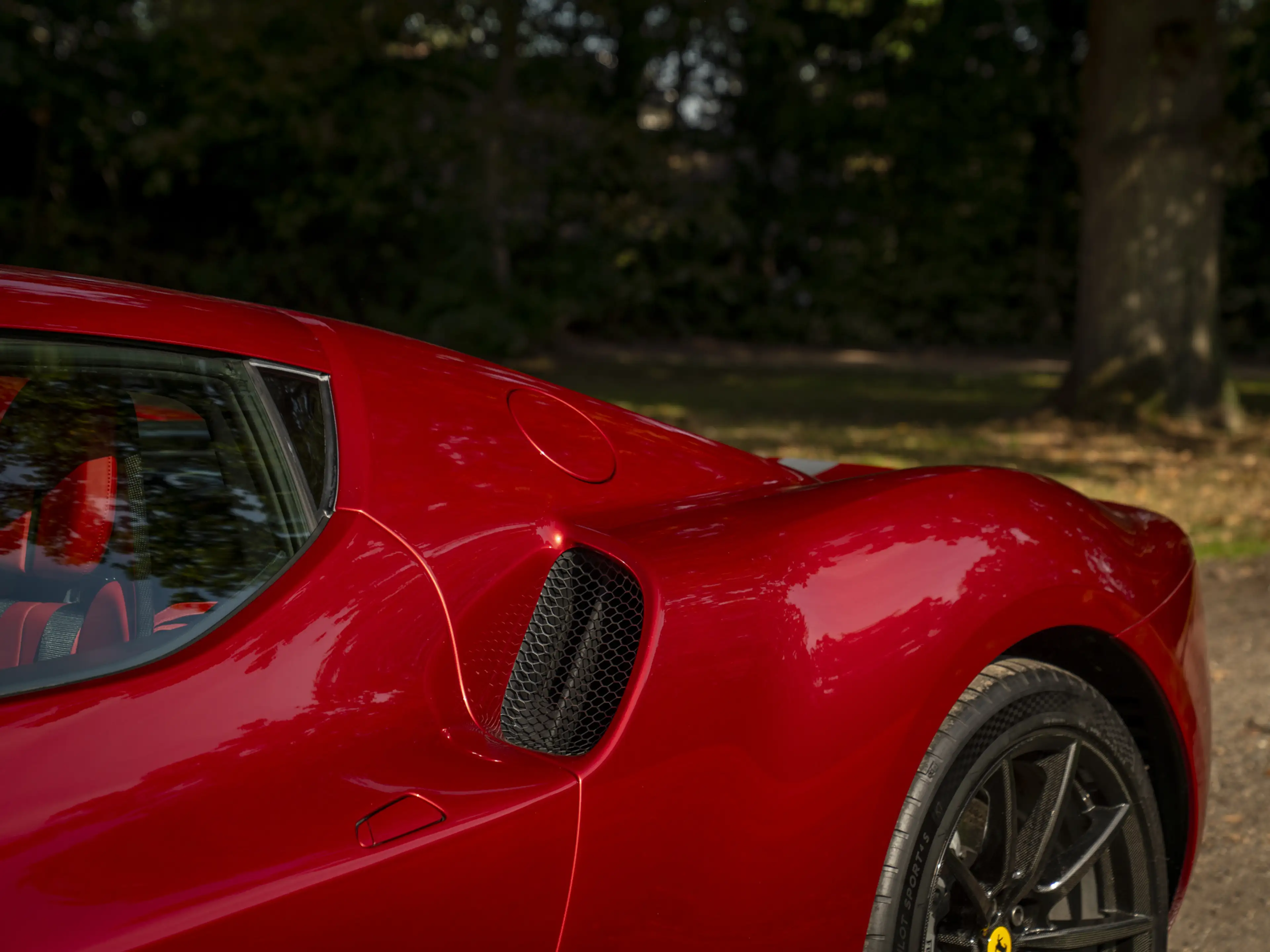 Ferrari 296 GTB 3.0 V6 Assetto Fiorano | Carbon velgen — photo 43