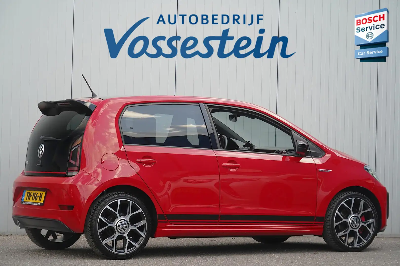 Volkswagen up! 1.0 TSI GTI / NL-Auto / 75dkm NAP / Beats Audio / Rood - 2