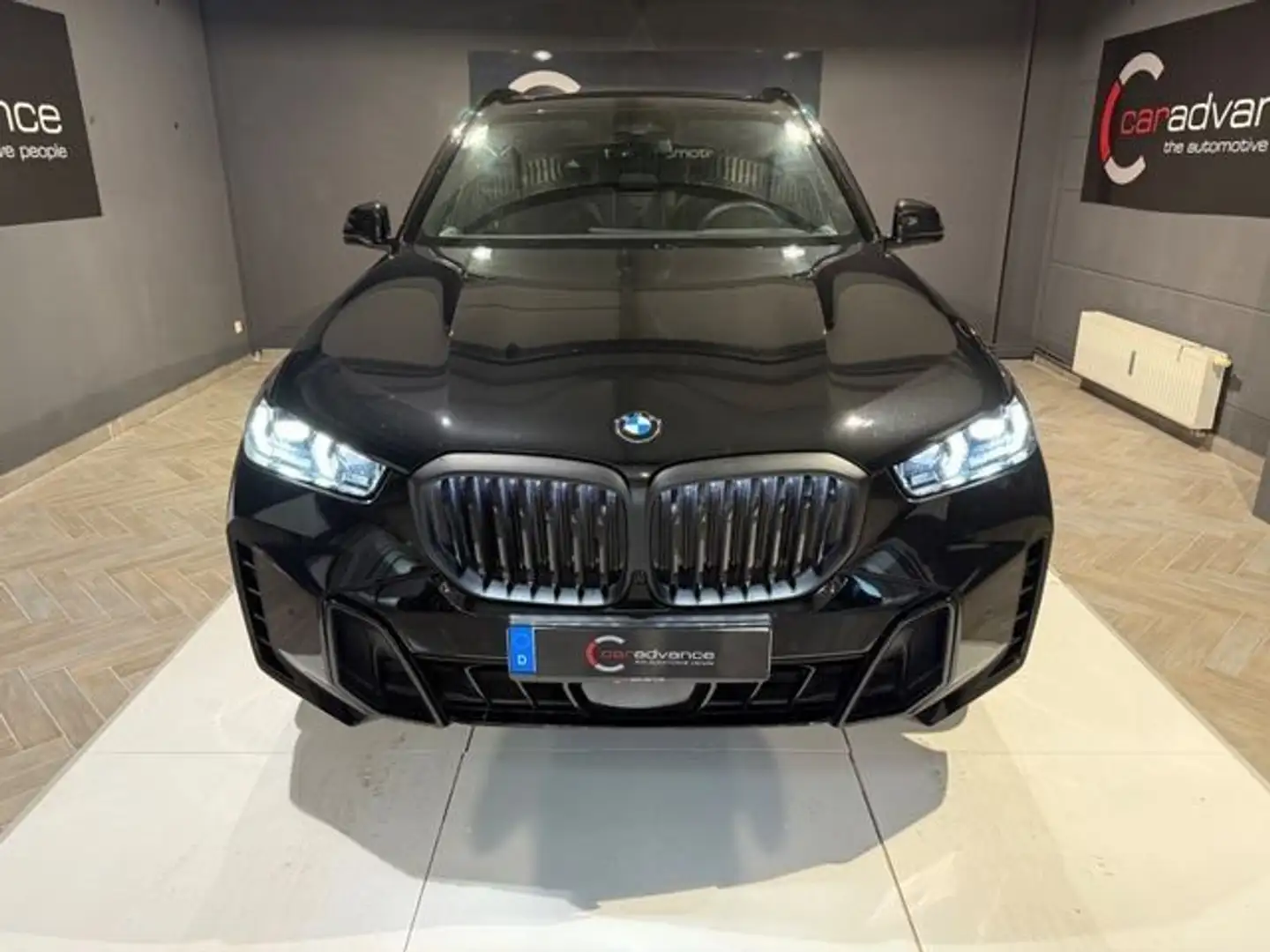 BMW X5 xDrive40d Schwarz - 1