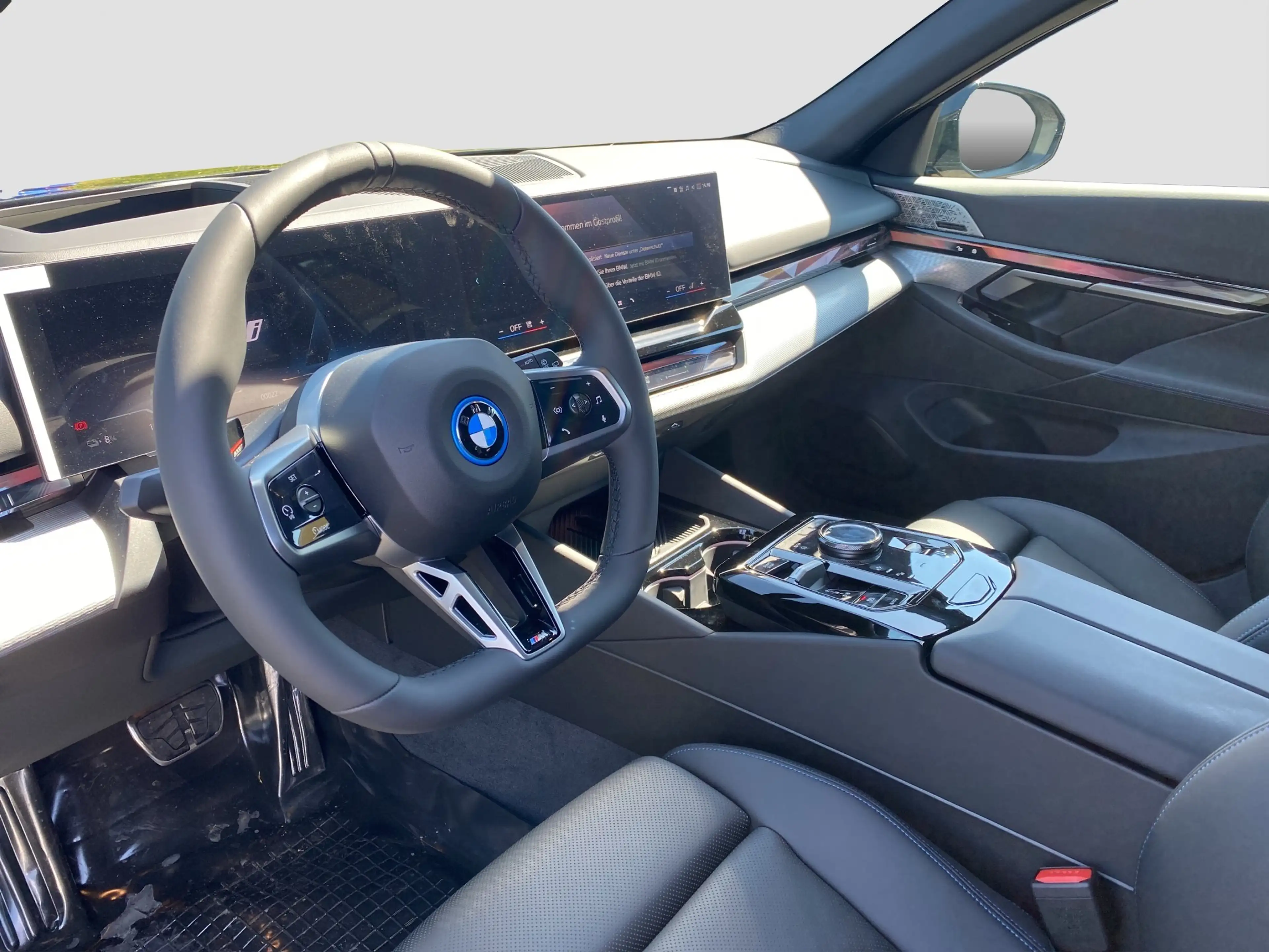 BMW i5 xDrive40 Touring M-Sport Elektro UPE 98.500,- — photo 11
