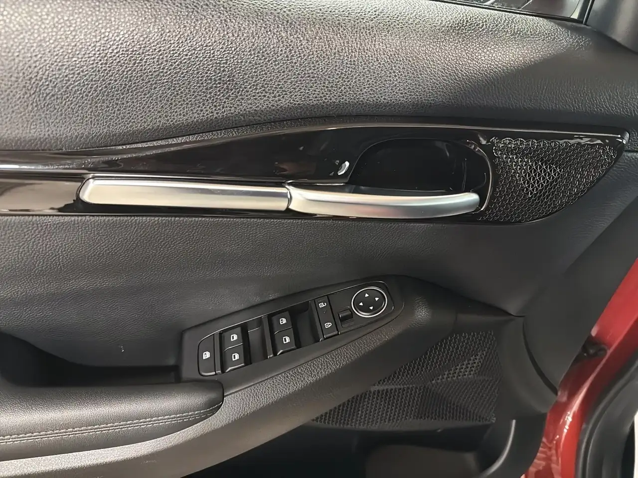 Kia Seltos снимка Kia Seltos