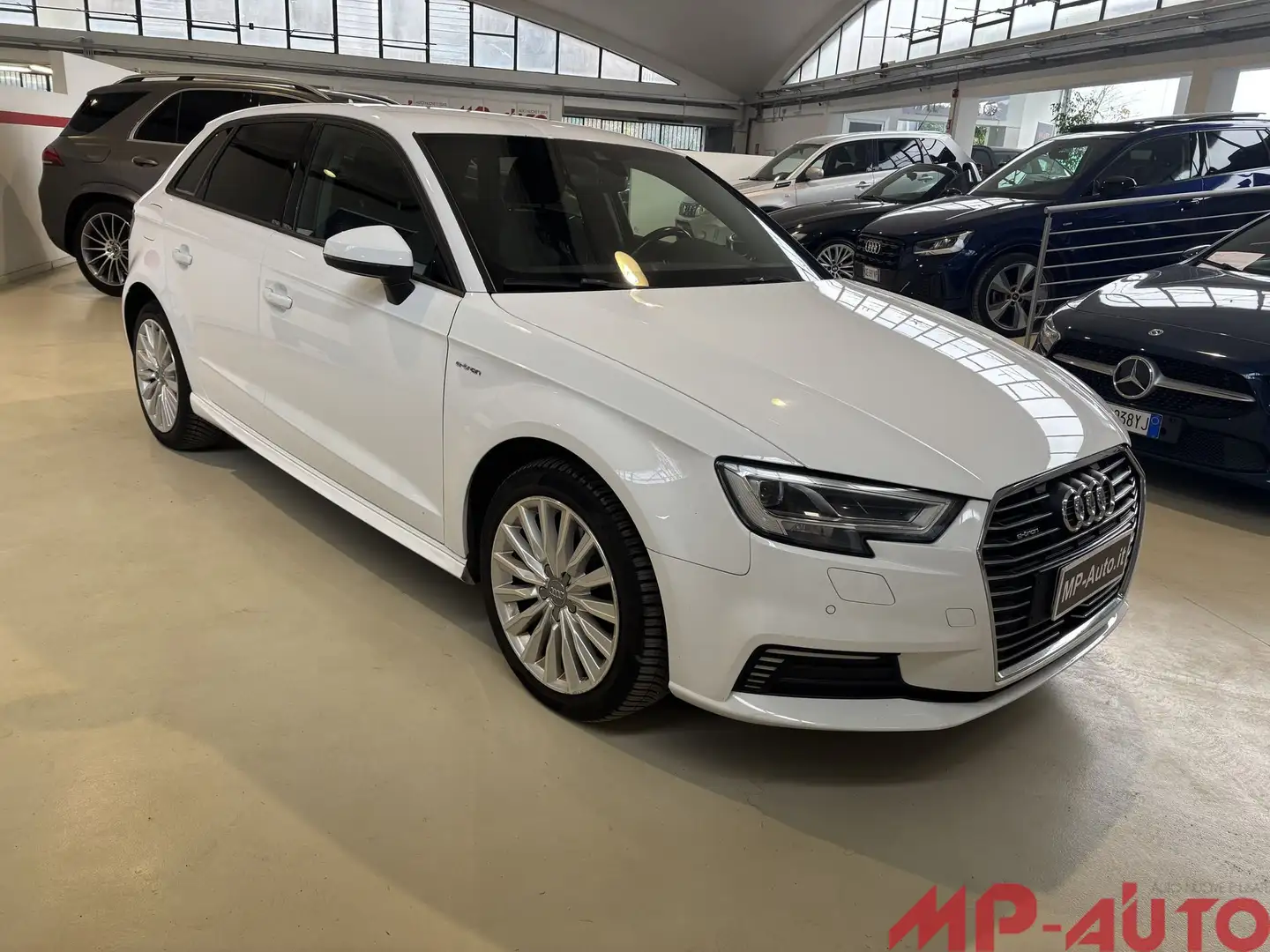 Audi A3 A3 SPB 1.4 TFSI e-tron S tronic Blanc - 2