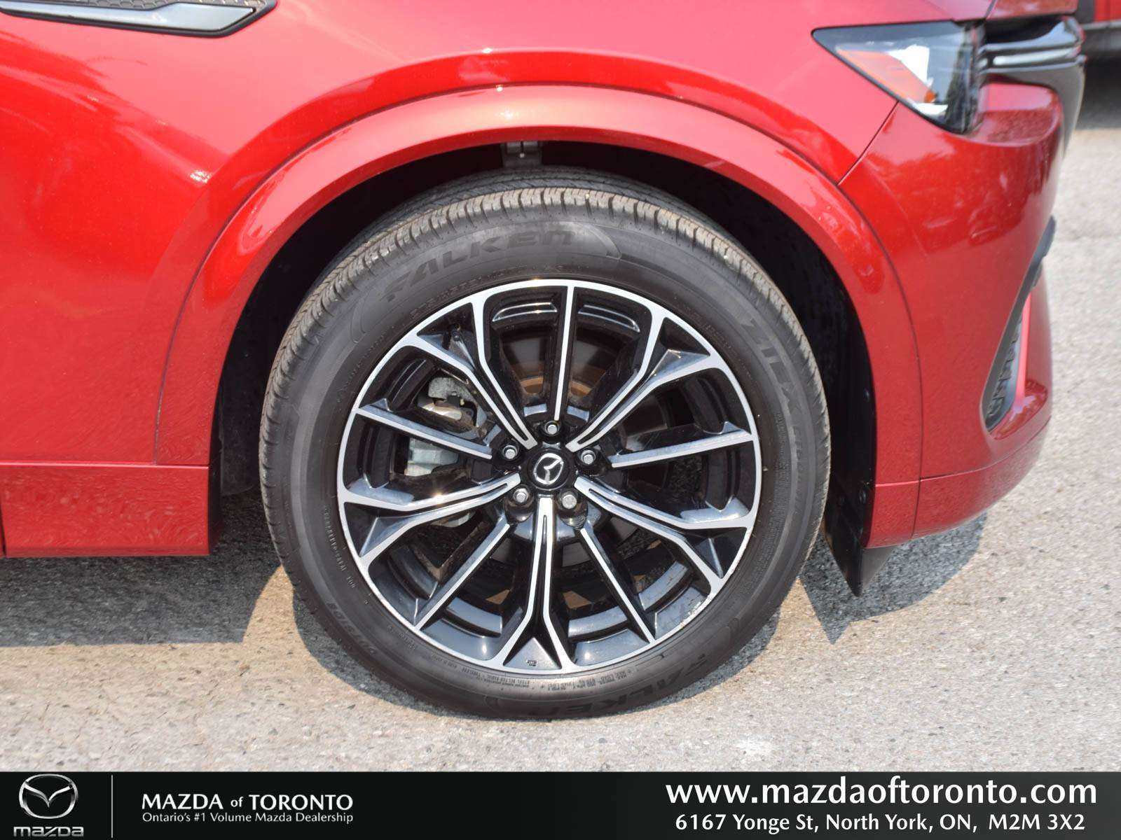 2025 Mazda CX-70 SIGNATURE! TAN INTERIOR! VERY LOW KM! LIKE NEW! — снимка 1