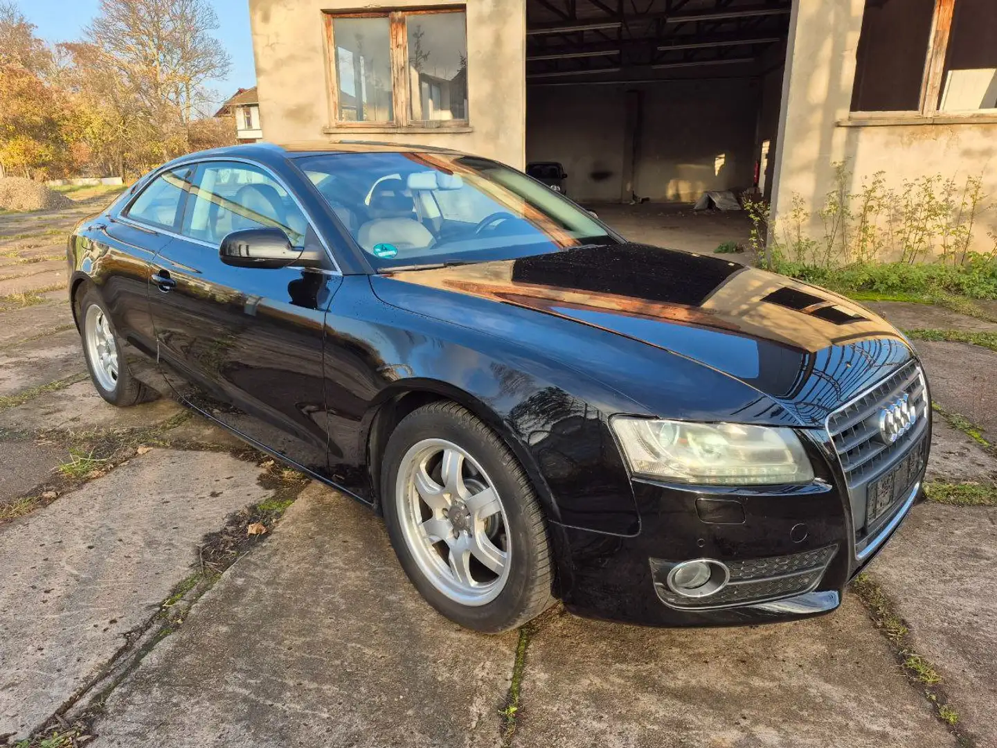 Audi A5 2.7 TDI Schwarz - 1