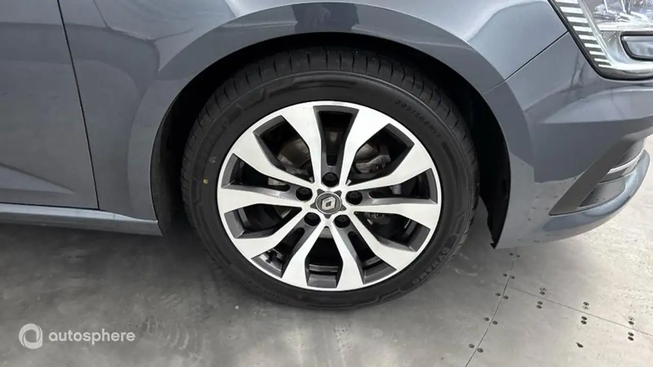 Renault Megane Berline — photo 20