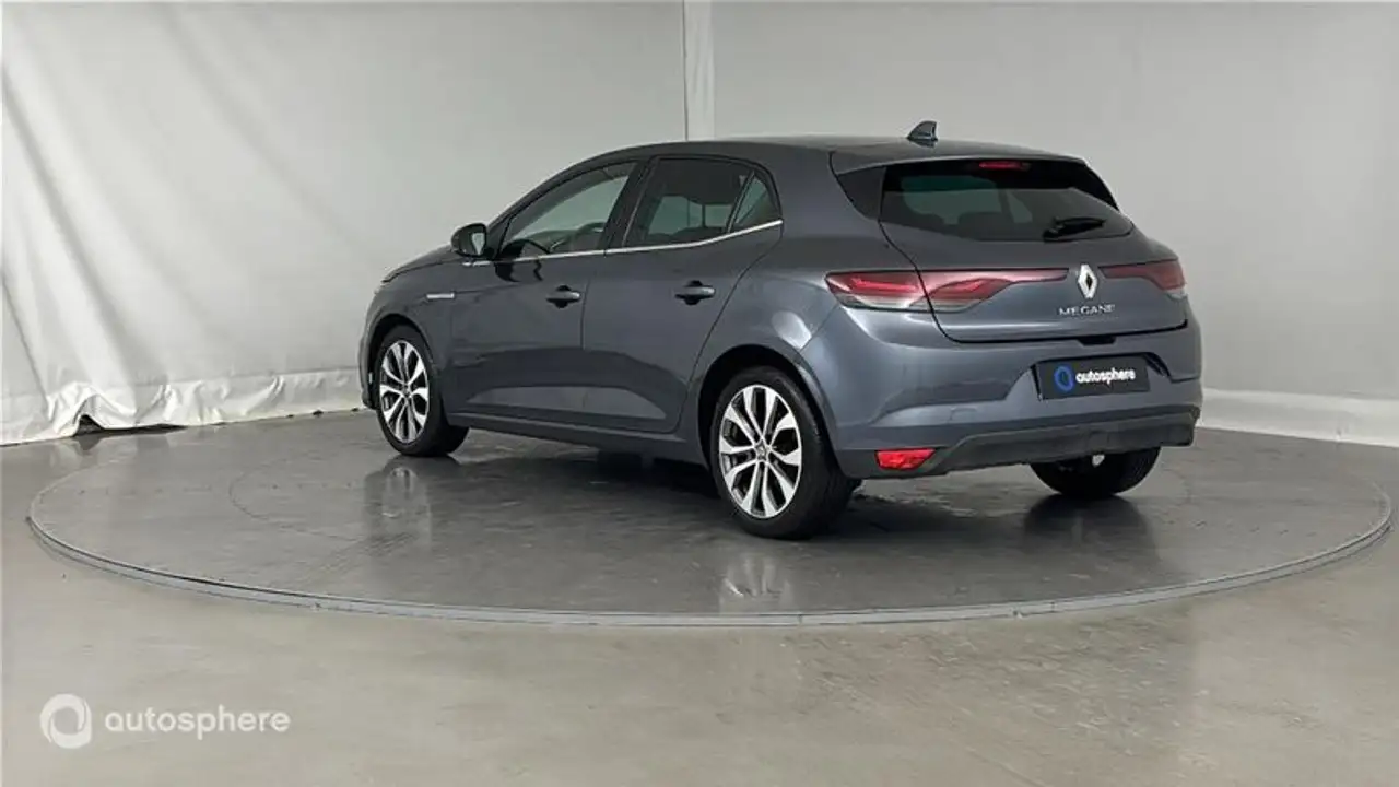 Renault Megane Berline — photo 8