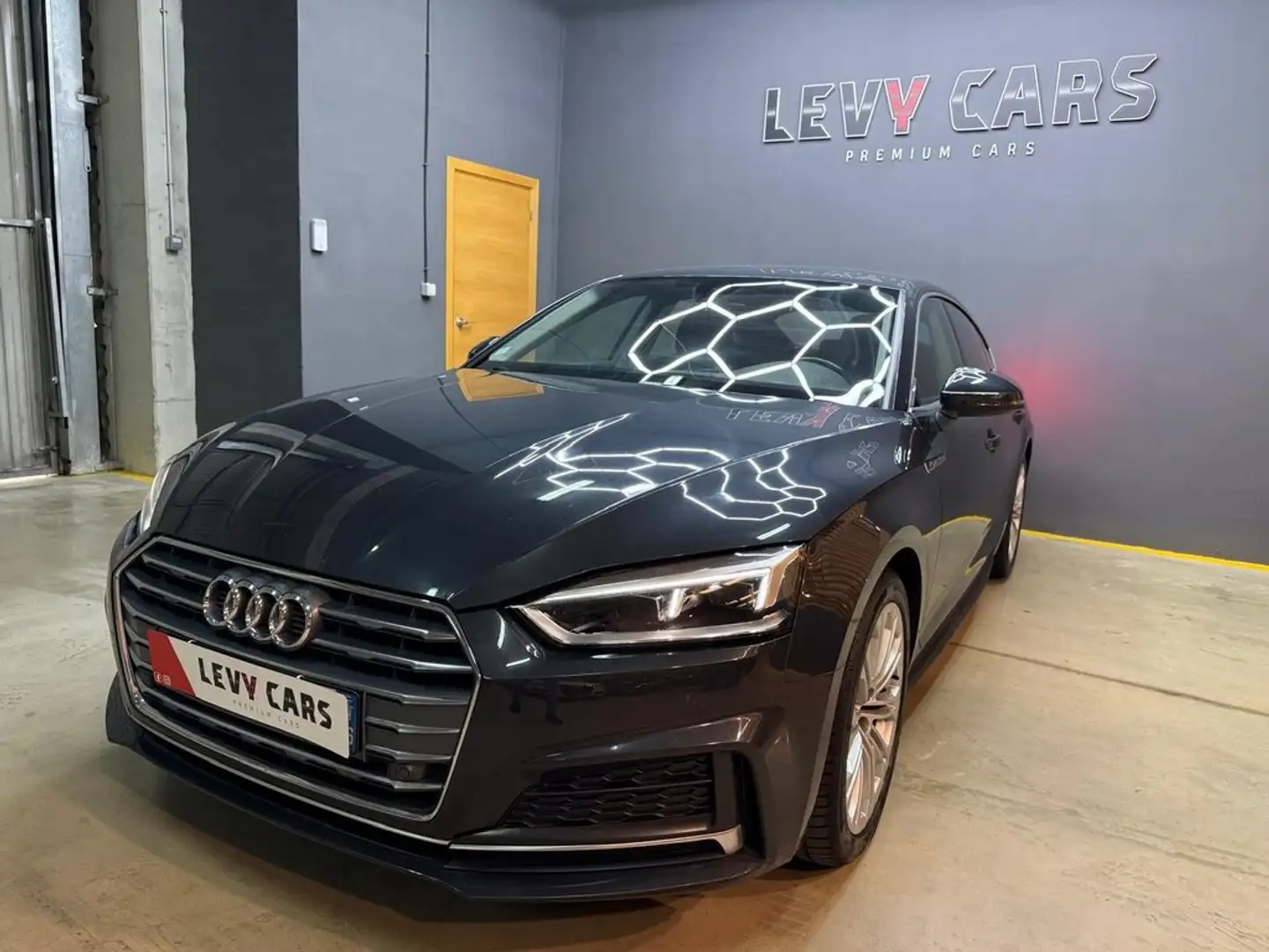 Audi A5 3.0 TDI 160kW quattro S tronic Sportback Grau - 2