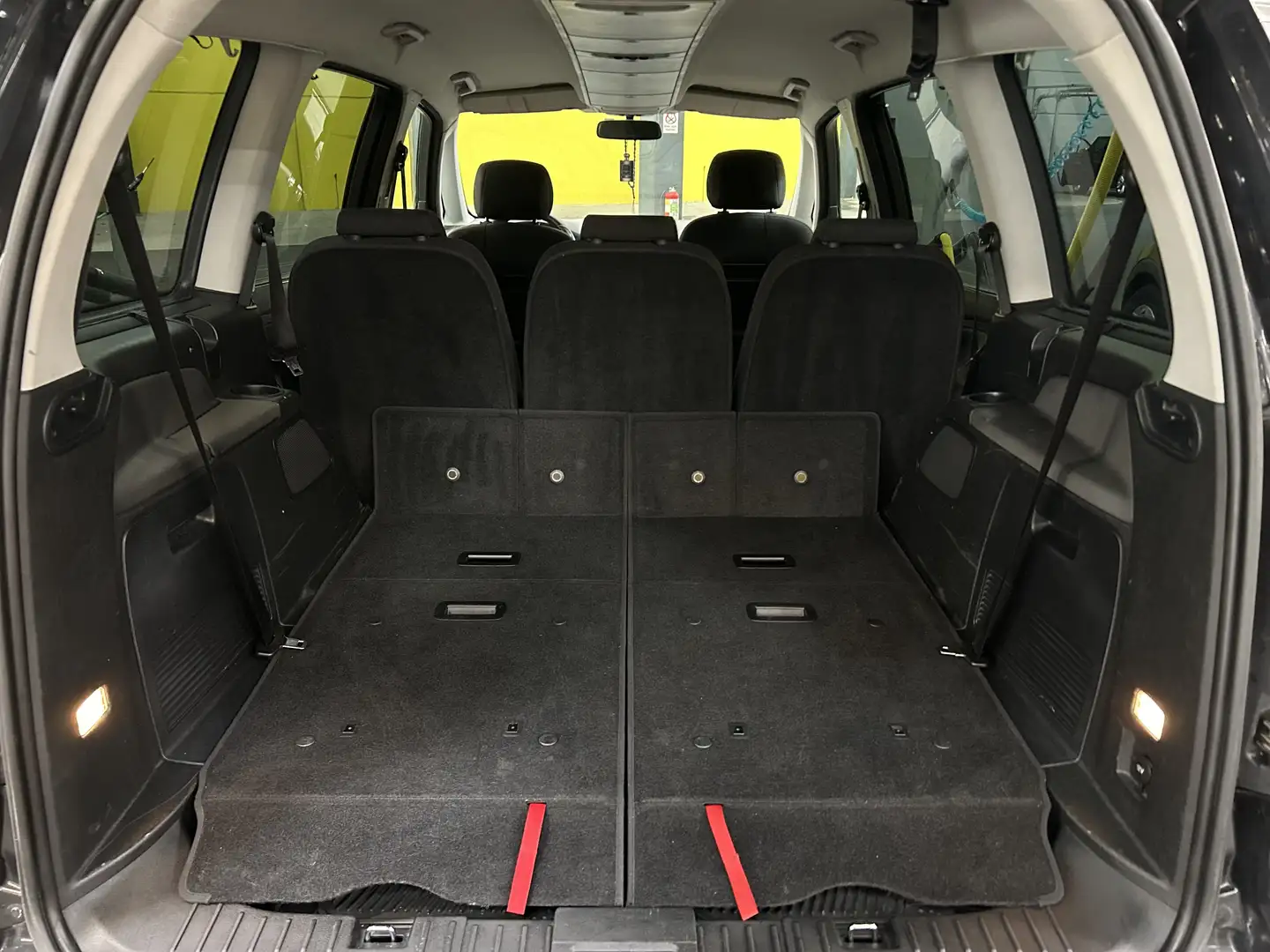 Ford Galaxy Trend 2,0 TDCi Schwarz - 2