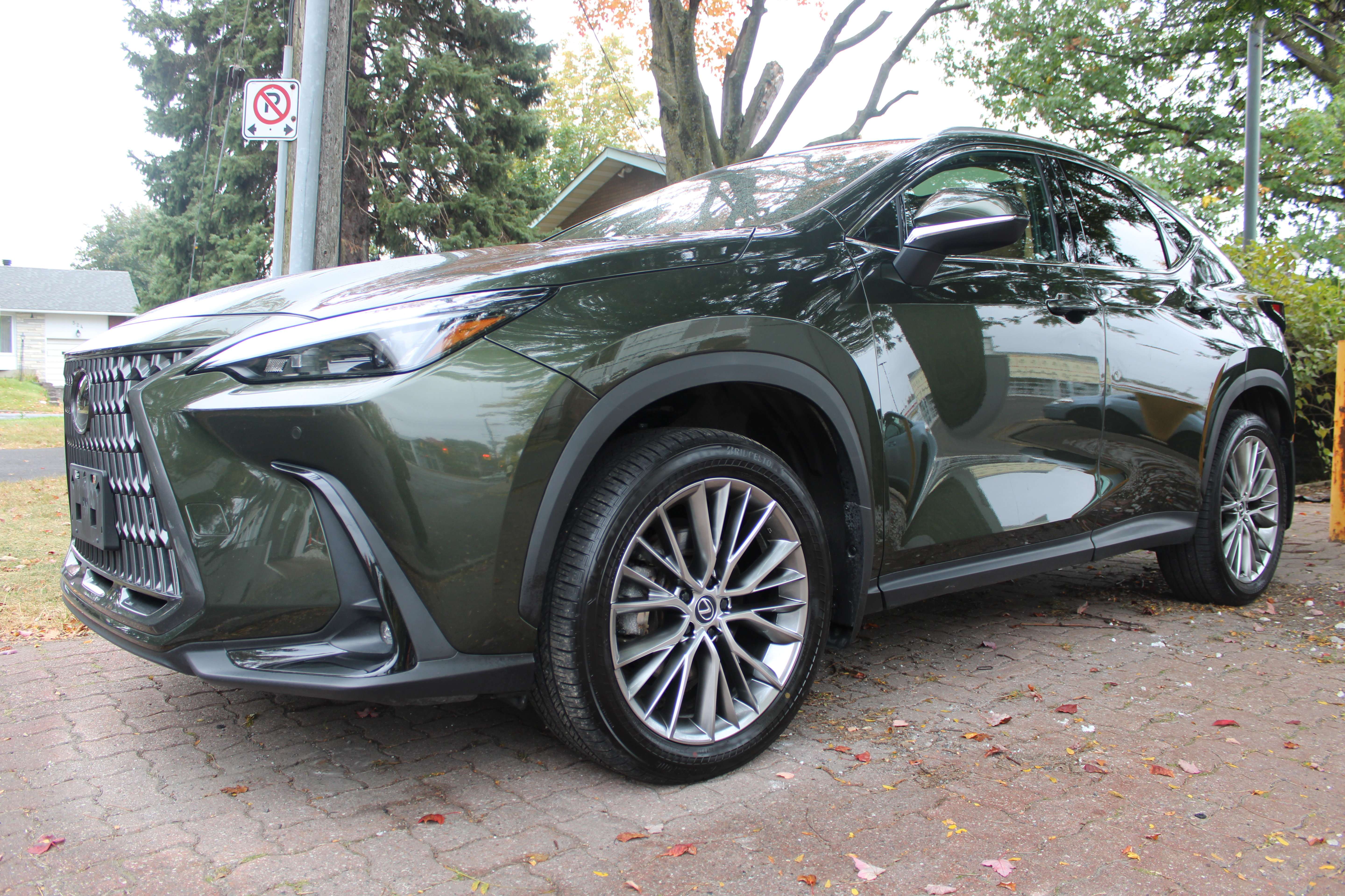 2025 Lexus NX Hybrid