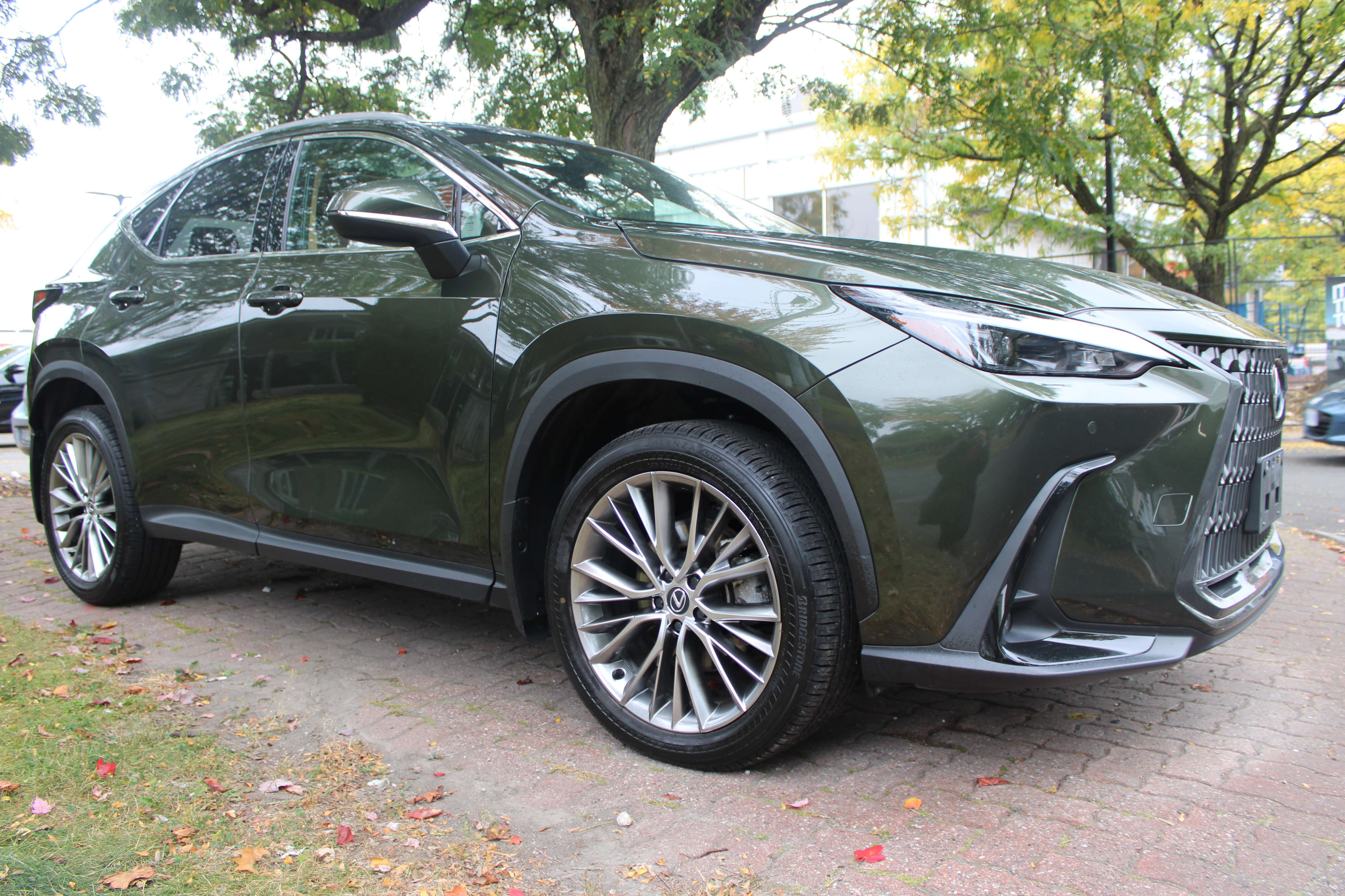 2025 Lexus NX Hybrid