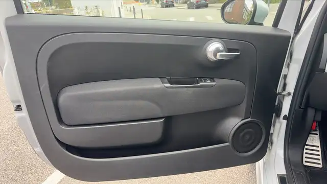 Abarth 500 view 7