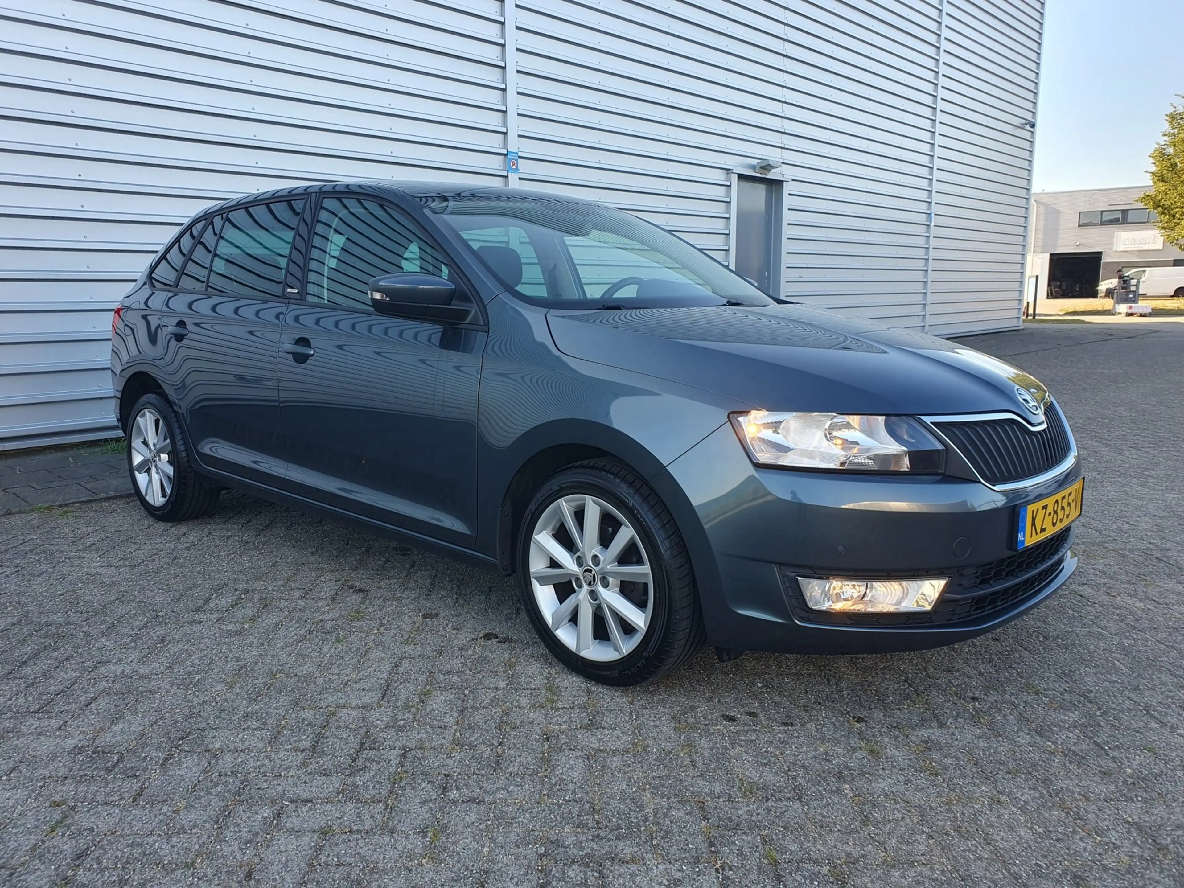 Skoda Rapid/Spaceback 1.2 TSI Pano Dak/Navi/Clima — photo 6