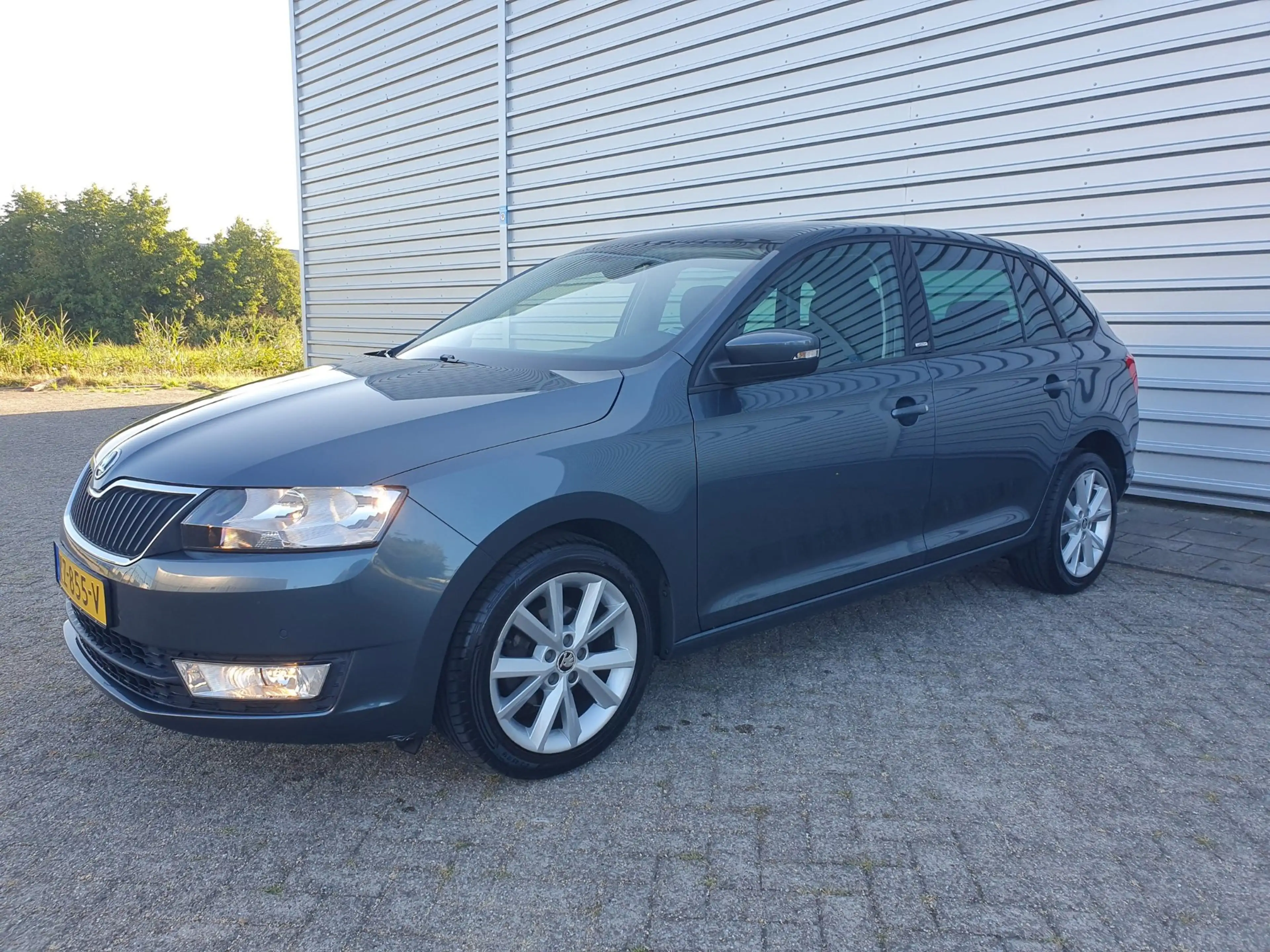 Skoda Rapid/Spaceback 1.2 TSI Pano Dak/Navi/Clima — photo 10