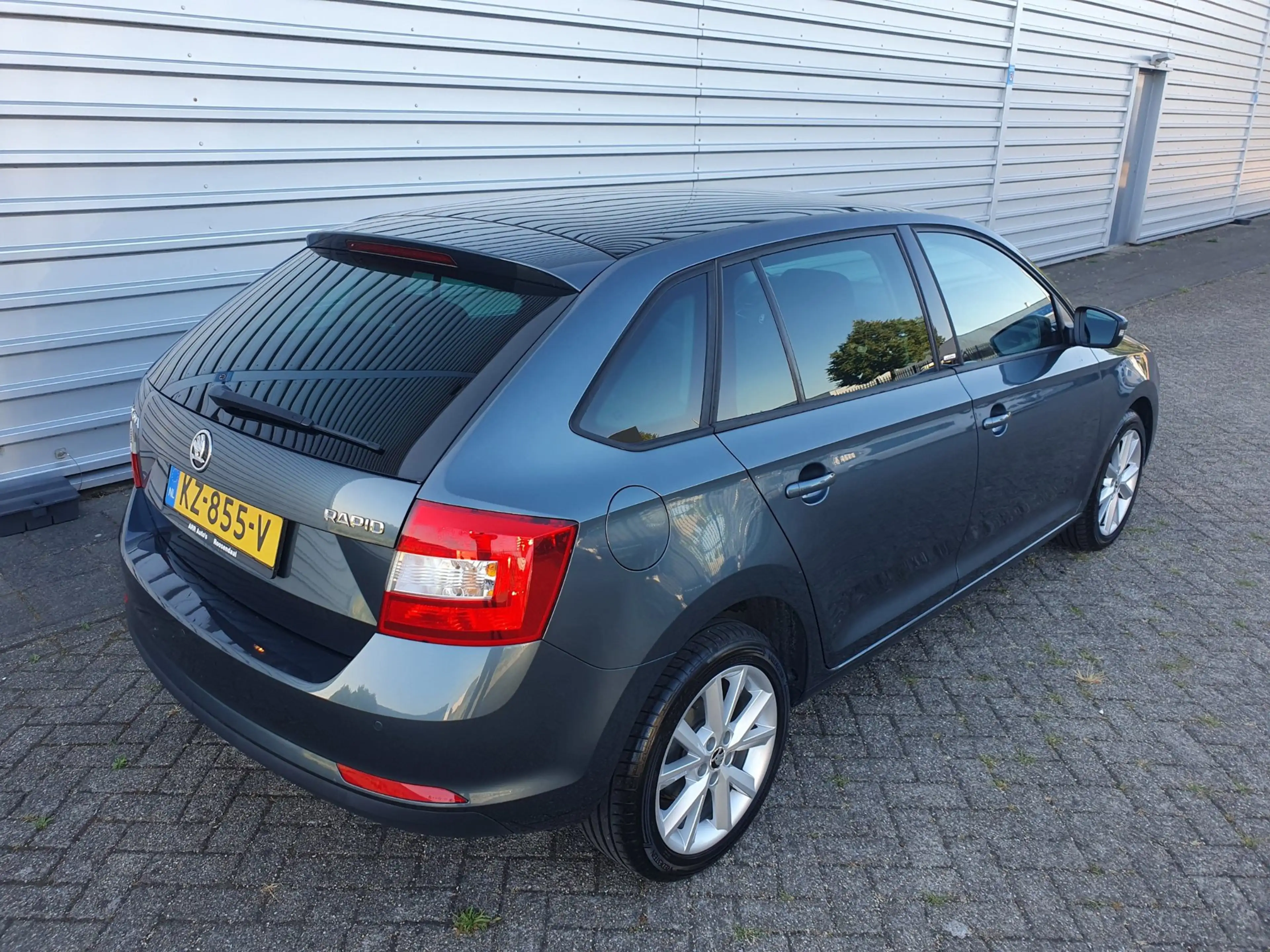 Skoda Rapid/Spaceback 1.2 TSI Pano Dak/Navi/Clima — photo 2