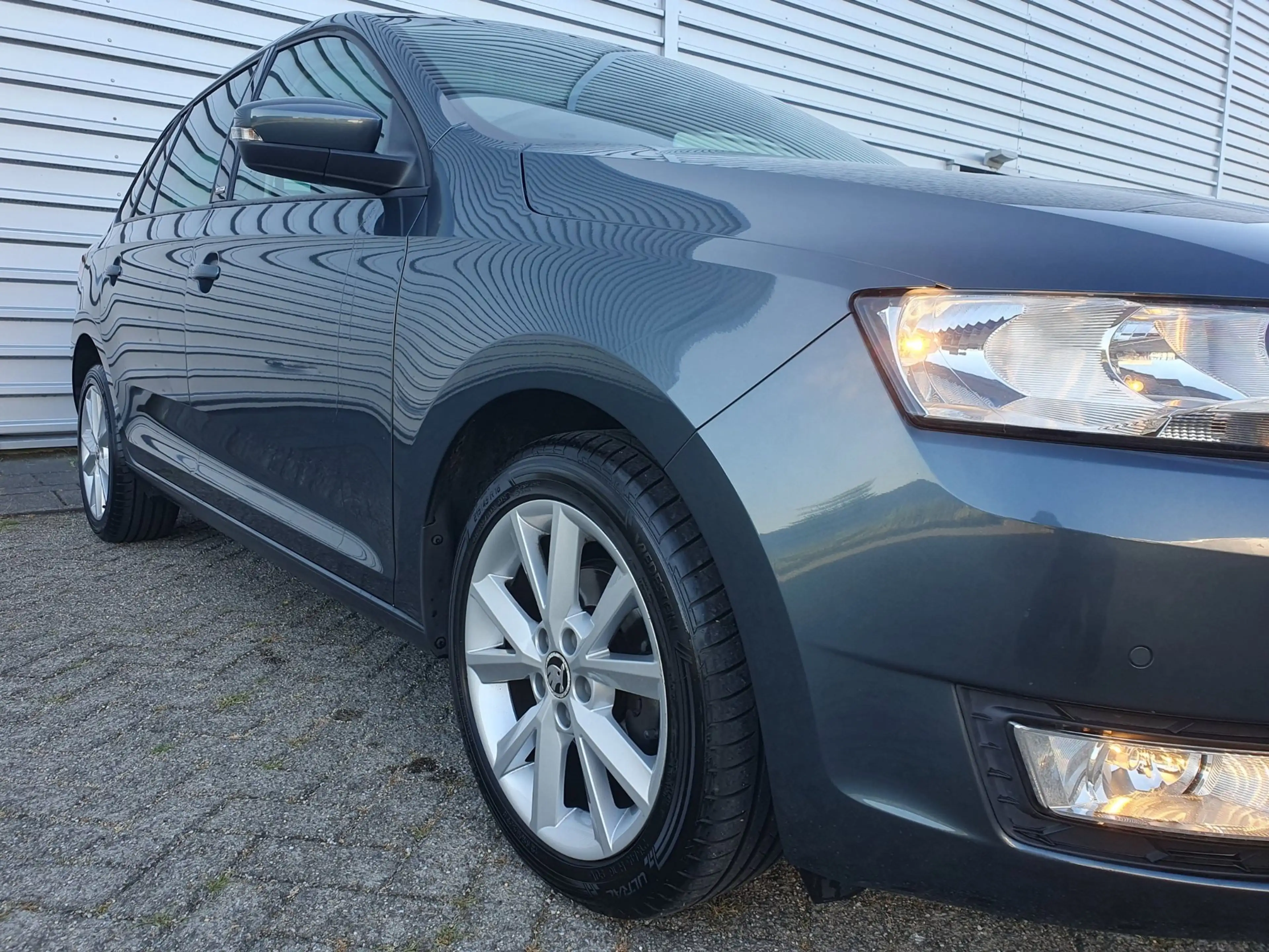 Skoda Rapid/Spaceback 1.2 TSI Pano Dak/Navi/Clima — photo 7