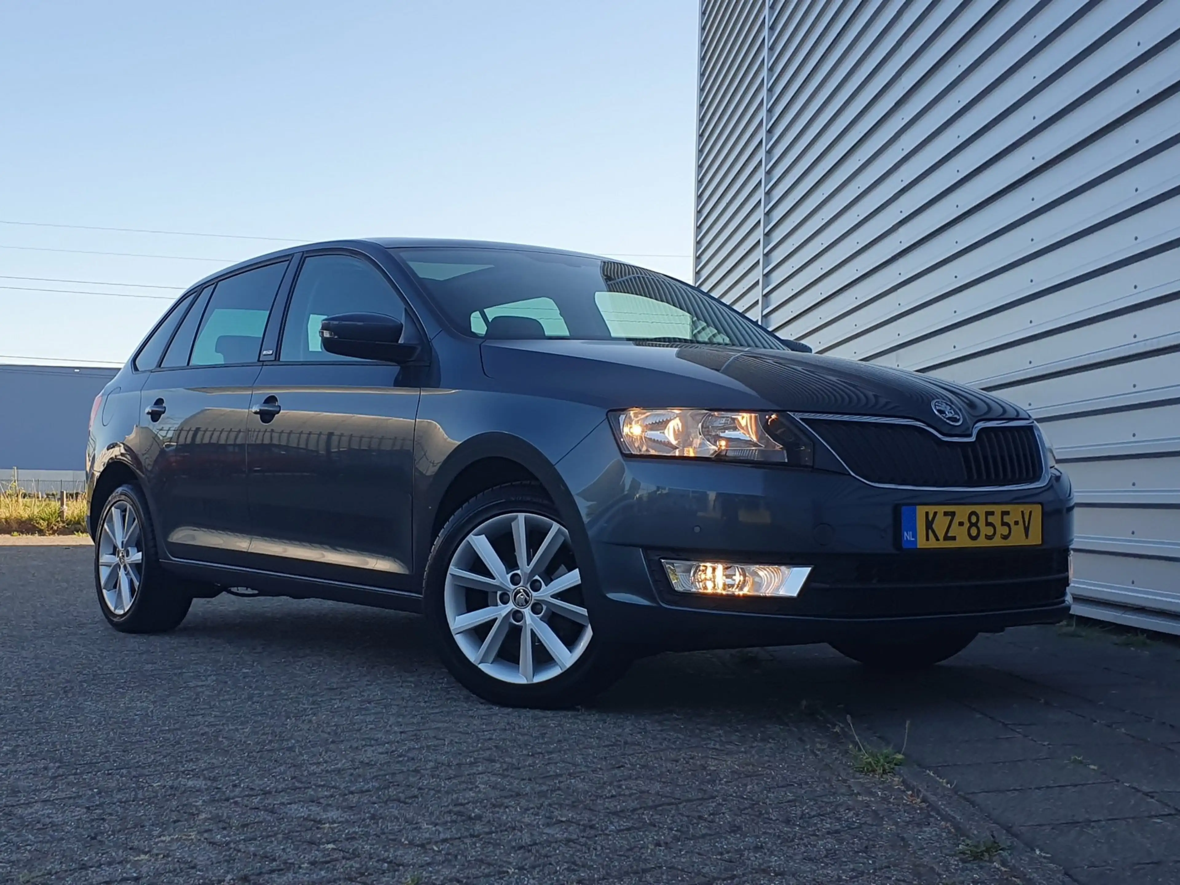 Skoda Rapid/Spaceback 1.2 TSI Pano Dak/Navi/Clima — photo 5