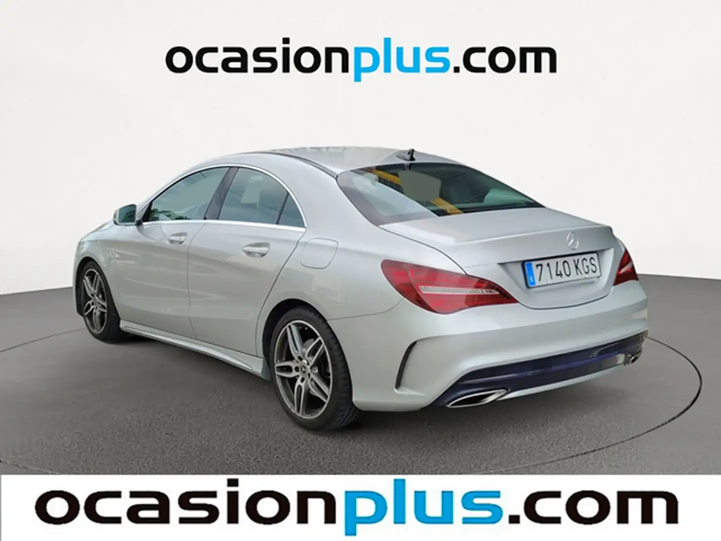 Mercedes-Benz CLA 180 7G-DCT Plateado - 2