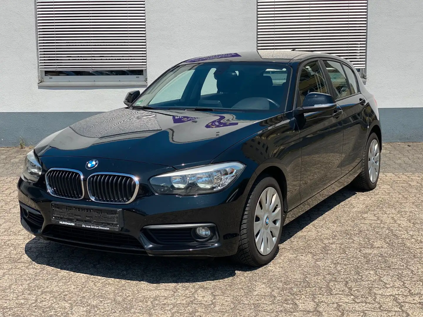 BMW 116 d Automatik *Navi/Sitzheizung/Bluetooth/PDC* Noir - 2