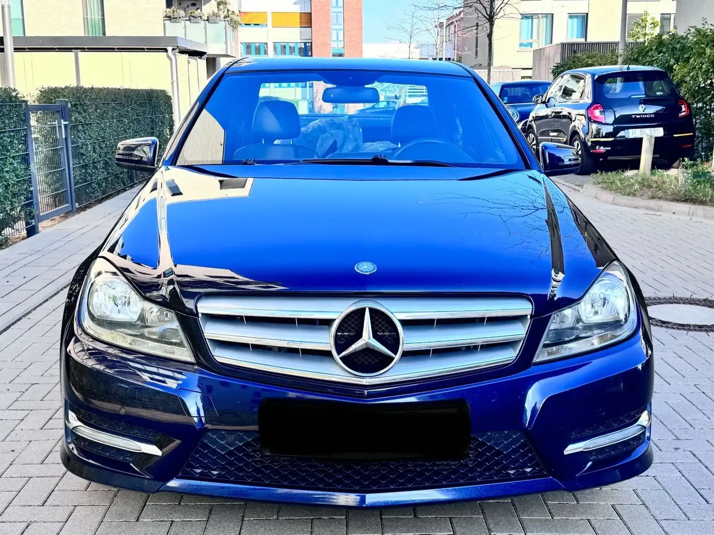 Mercedes-Benz C 250 C -Klasse Lim. BlueEfficiency 4Matic Blau - 2