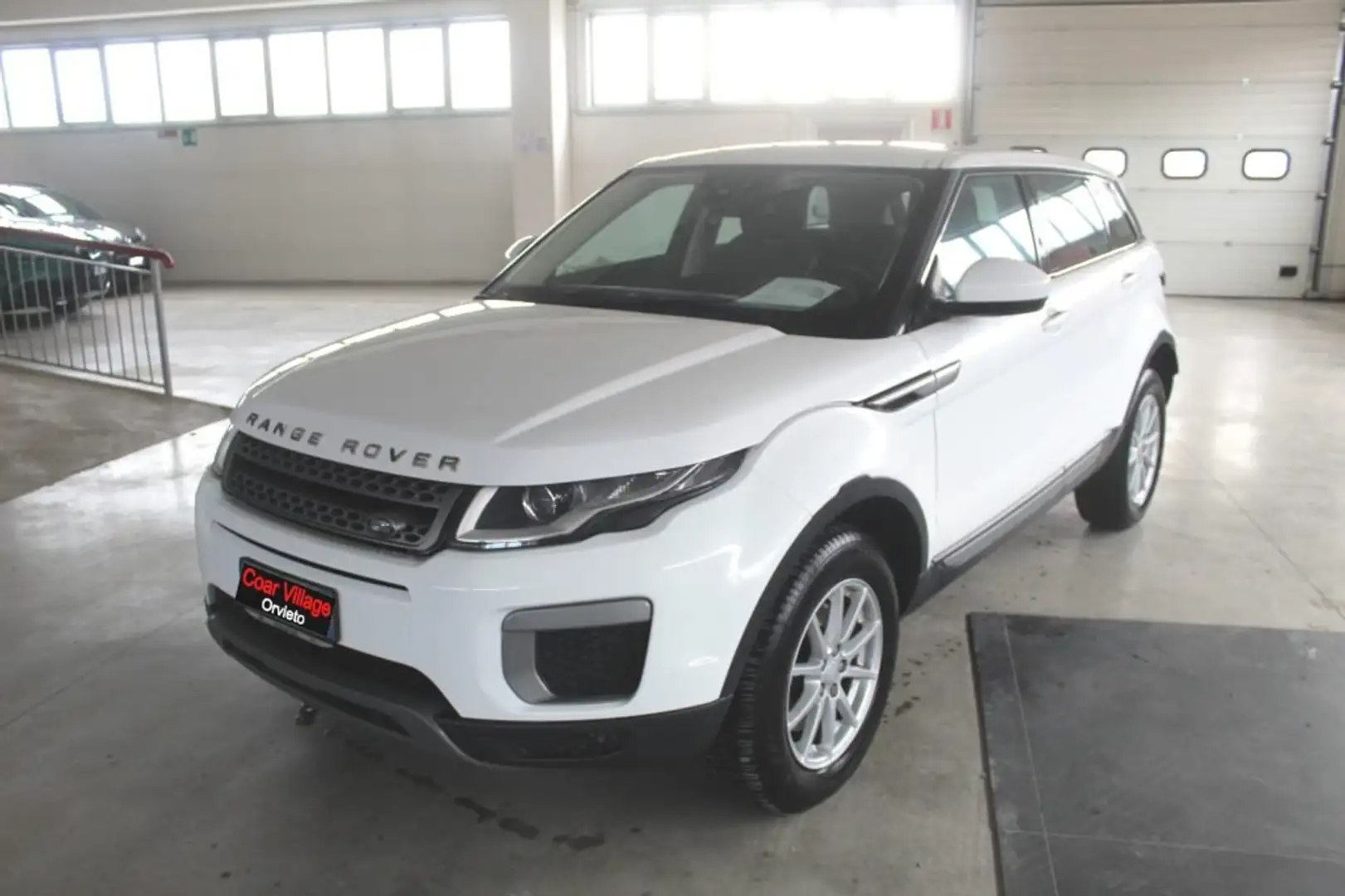 Land Rover Range Rover Evoque Range Rover Evoque 2.0 TD4 150 CV 5p. HSE Blanc - 1