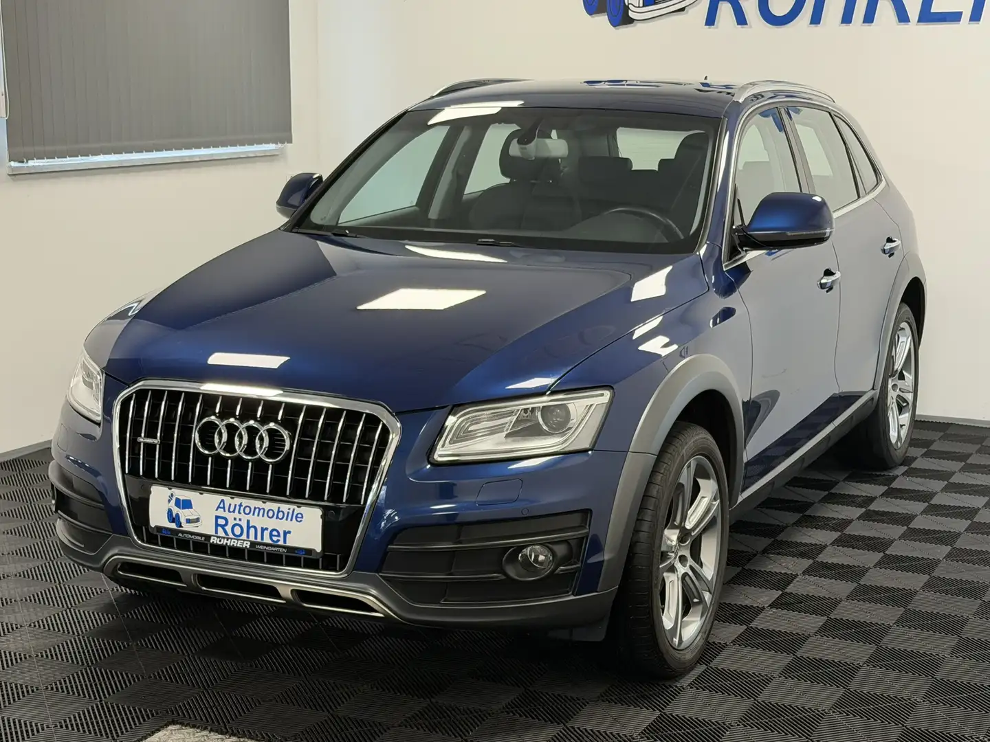 Audi Q5 2.0 TDI quattro   Off-Road Audi Exclusive Blau - 2