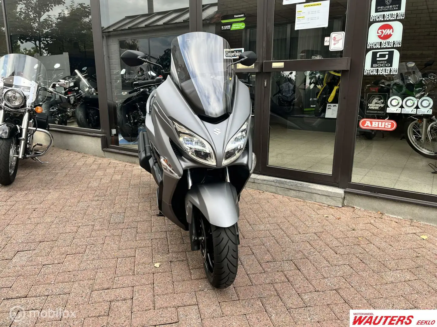 Suzuki Burgman 400 Gri - 2